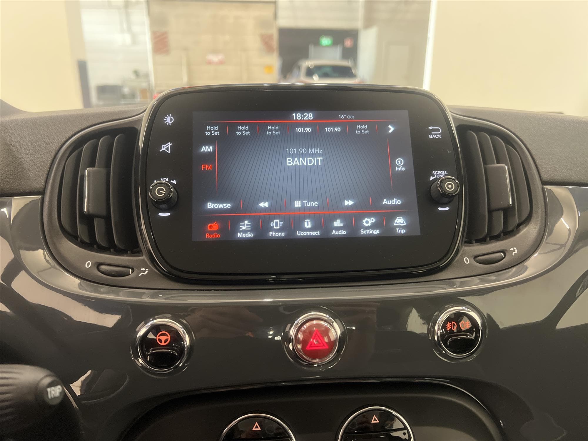 Fiat 500 1.2 69hk Panoramaglastak PDC 738kr Skatt Ny Kamrem