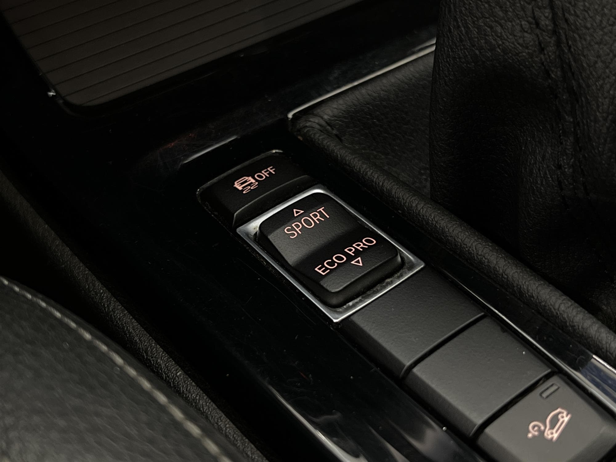 BMW X1 xDrive20d 190hk Pano Drag B-Kam Skinn Keyless 