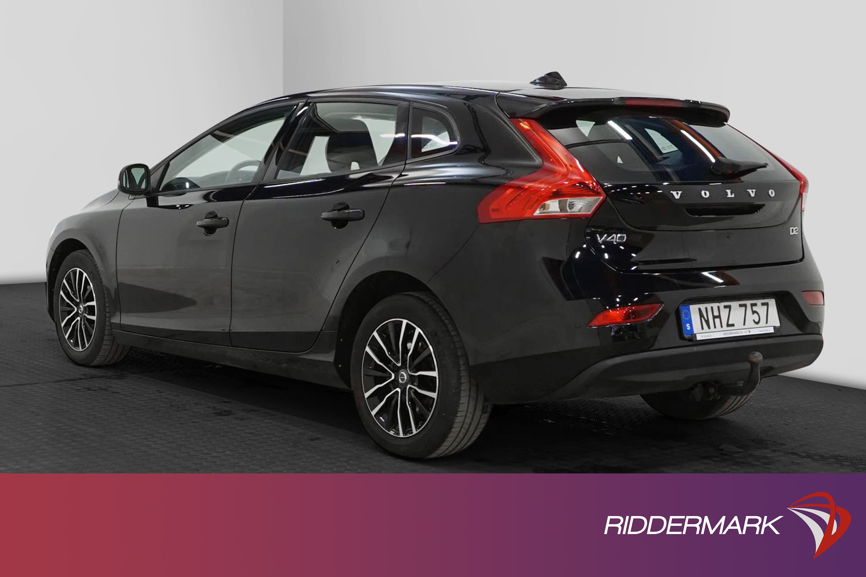 Volvo V40 D2 120hk Momentum Värmare Drag LED 0,34l/mil