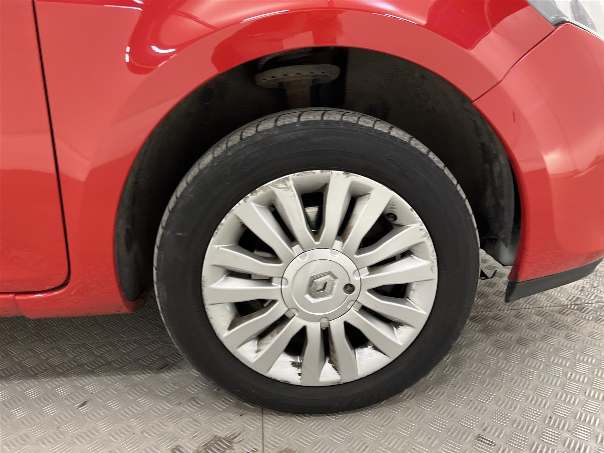 Renault Clio Halvkombi 1.6 112hk 2 Brukare Kamrem Bytt 