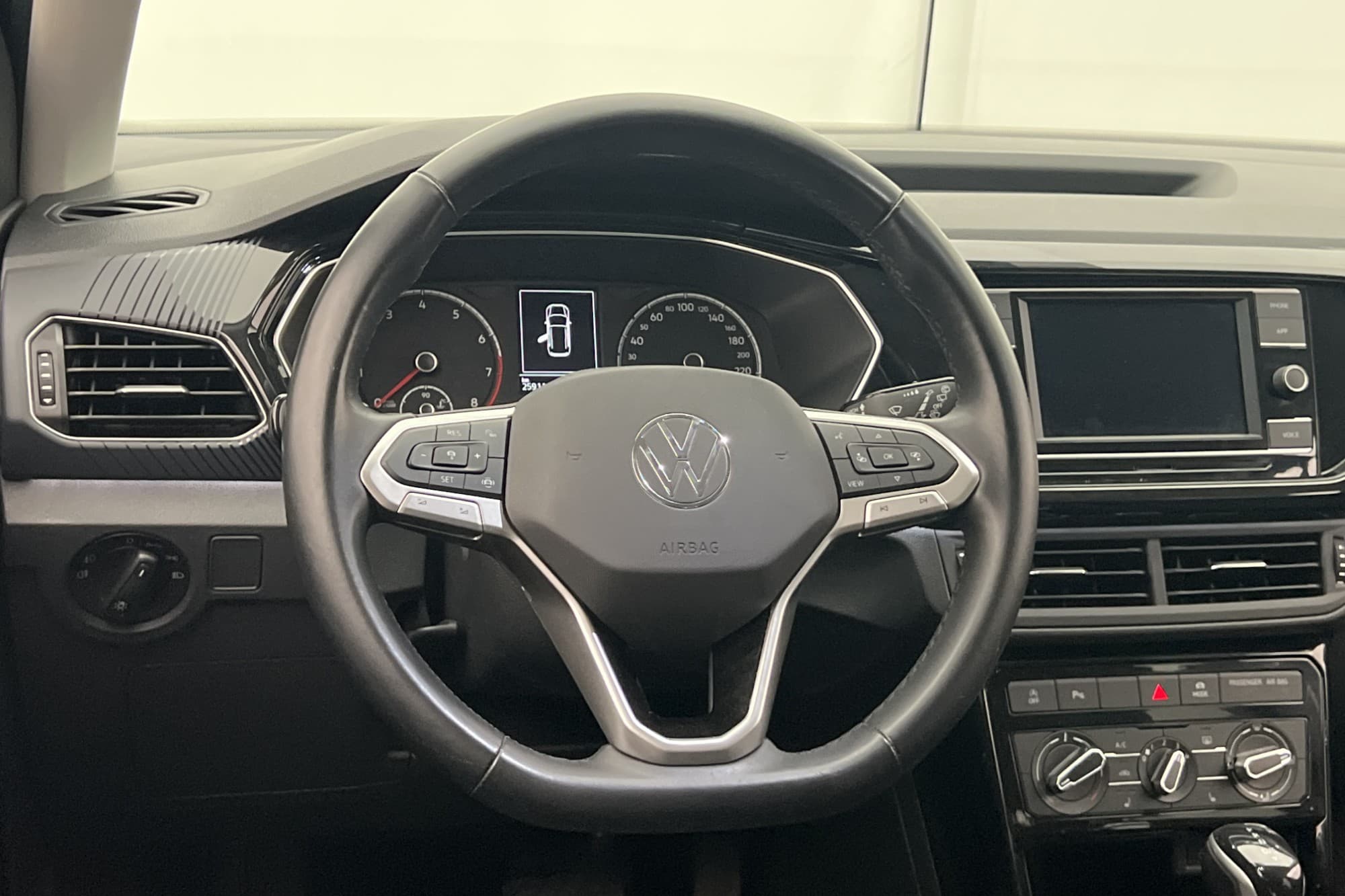 Volkswagen T-Cross 1.0 TSI 110hk GT CarPlay P-Sensorer