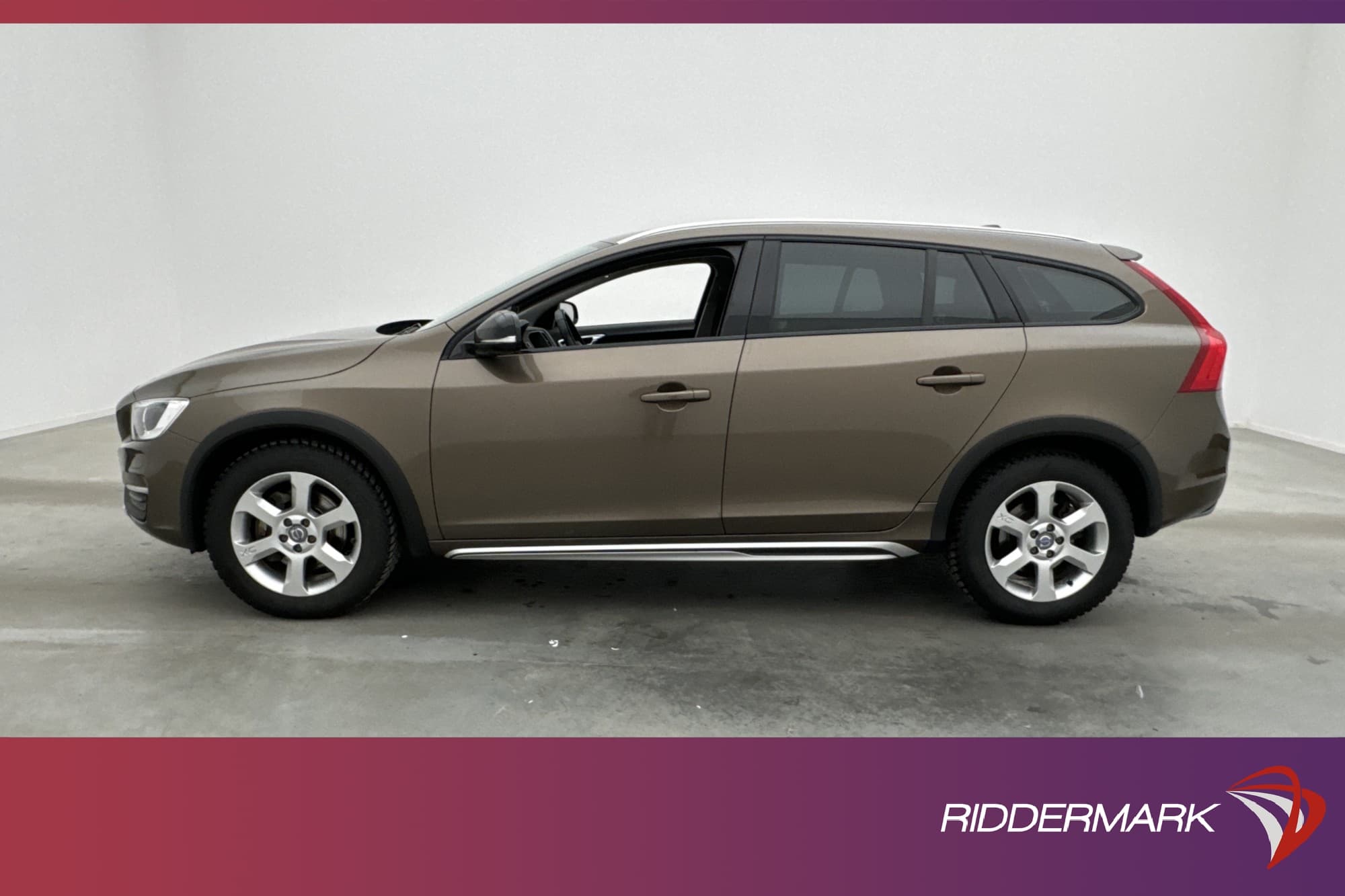 Volvo V60 Cross Country D4 190hk Momentum