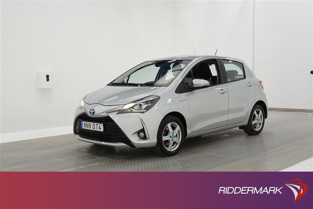 Toyota Yaris 1.5 Hybrid 101hk B-Kam