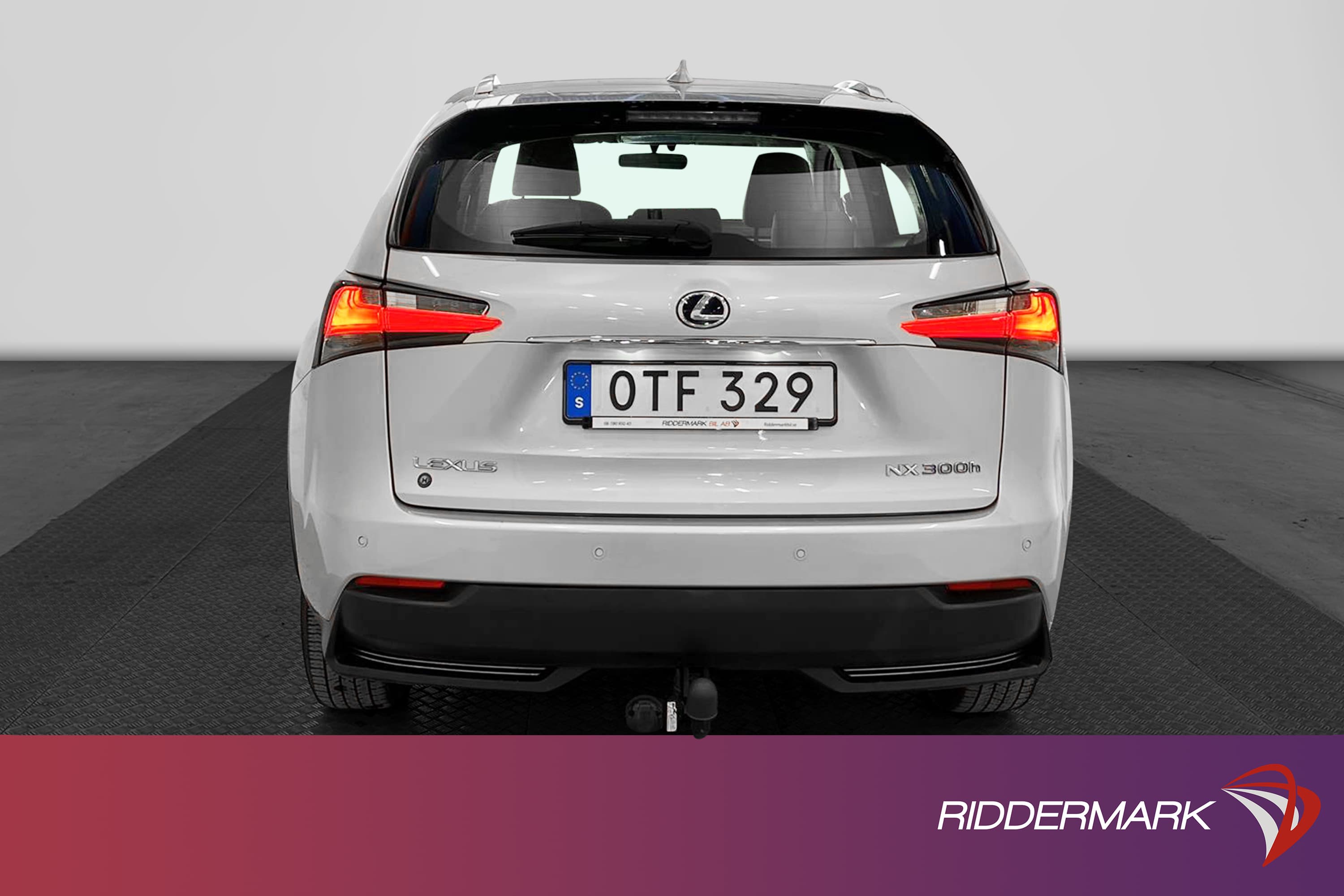 Lexus NX 300h AWD 2.5 197hk