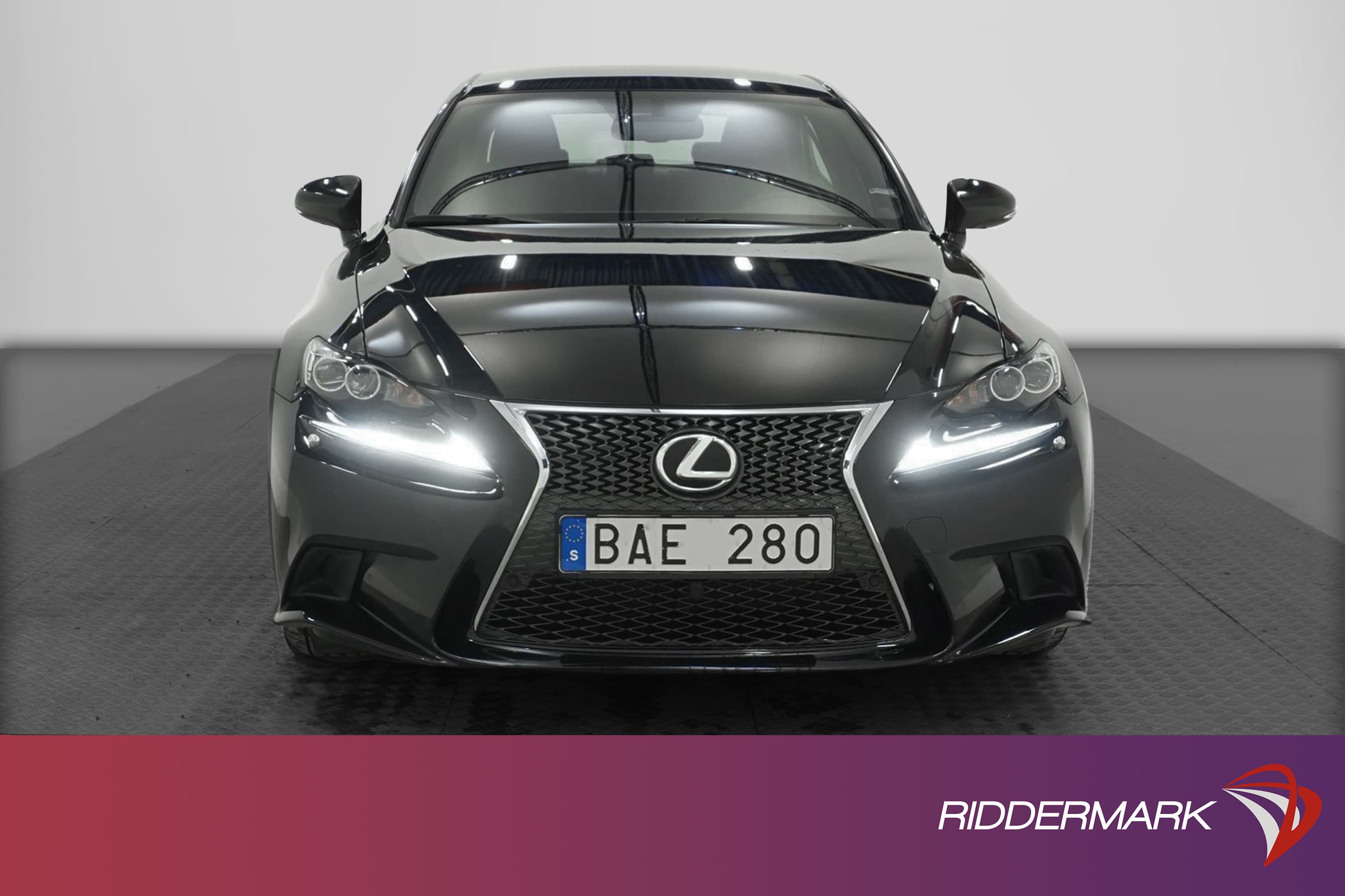 Lexus IS 250 2.5 V6 208hk