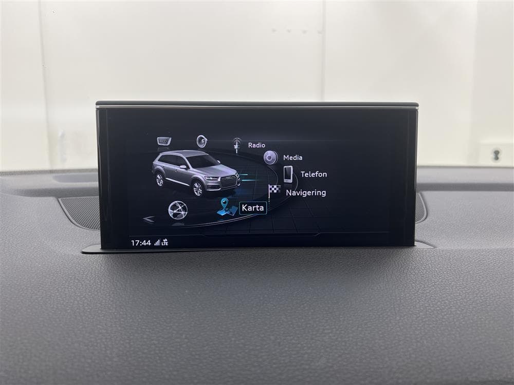 Audi Q7 3.0 e-Tron Quattro 373hk Luftfjädring Bose Draginteriör