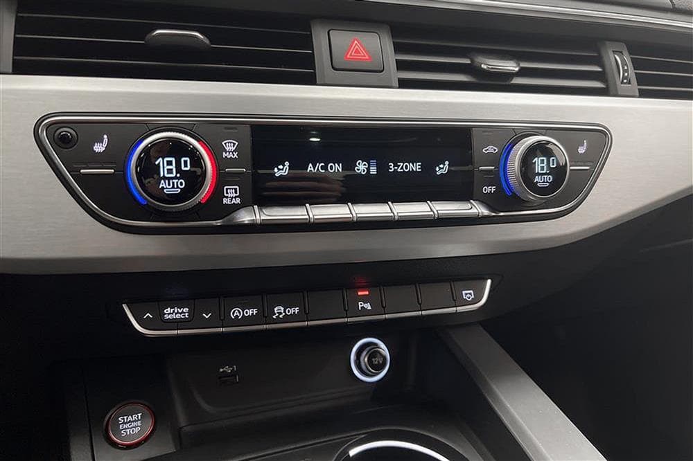 Audi S5 Sportback 3.0 TFSI 354hk Värmare Pano B&O Draginteriör