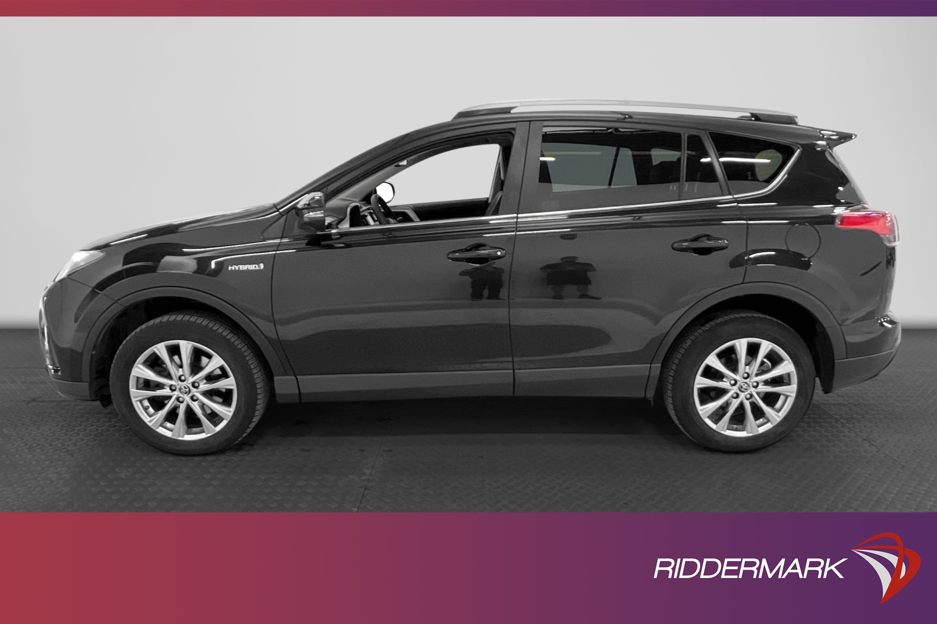 Toyota RAV4 Hybrid E-FOUR 2.5 AWD 197hk 360 Skinn Keyless