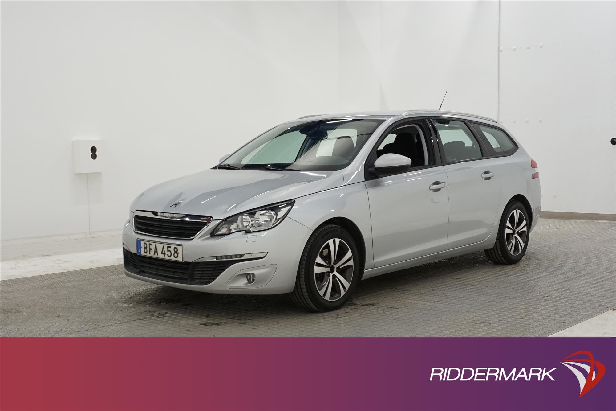 Peugeot 308 SW 1.2 e-THP 130hk