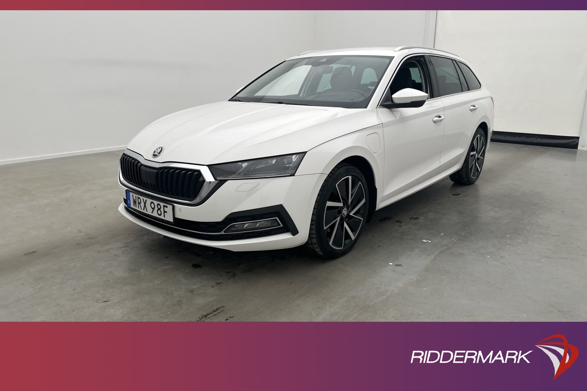 Skoda Octavia Kombi iV Style Cockpit Värmare Kamera CarPlay