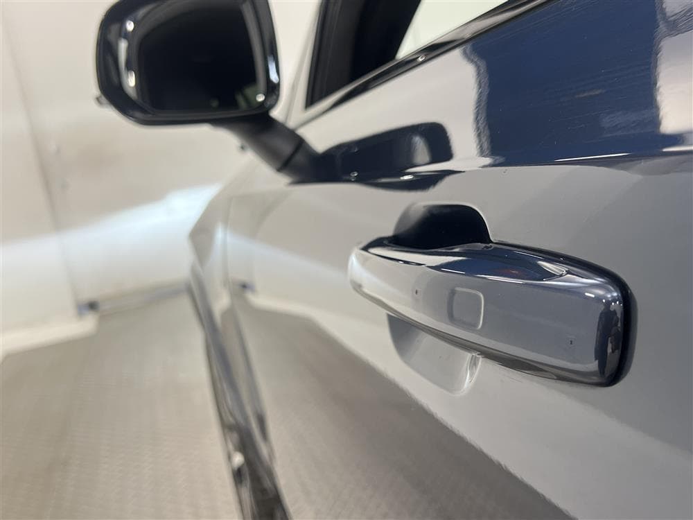 Volvo XC90 B5 AWD R-Design 7-sits D-värm GPS VOC 0,56l/mil