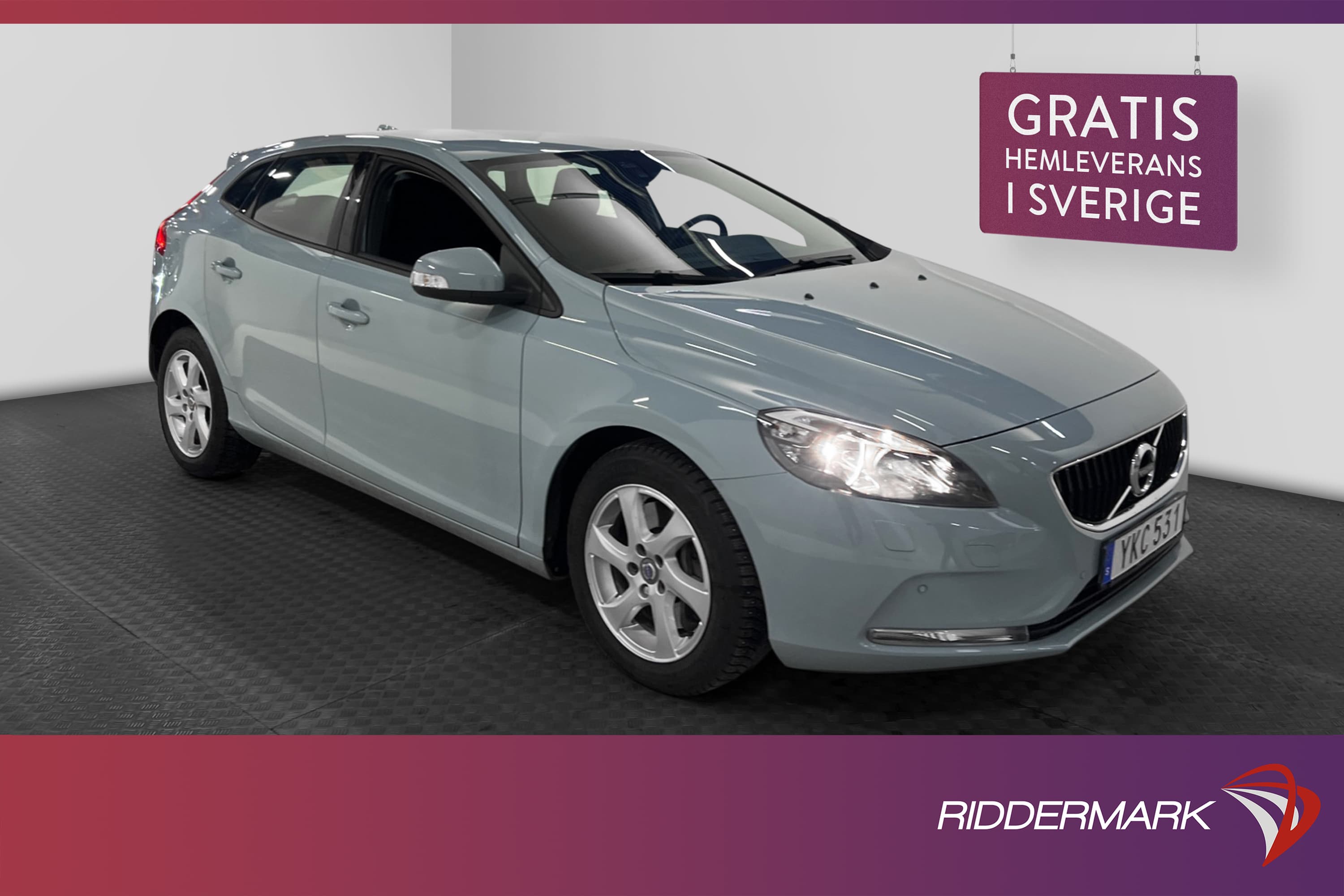 Volvo V40 T3 152hk Kinetic P-sensorer Nybesiktad Lågmil