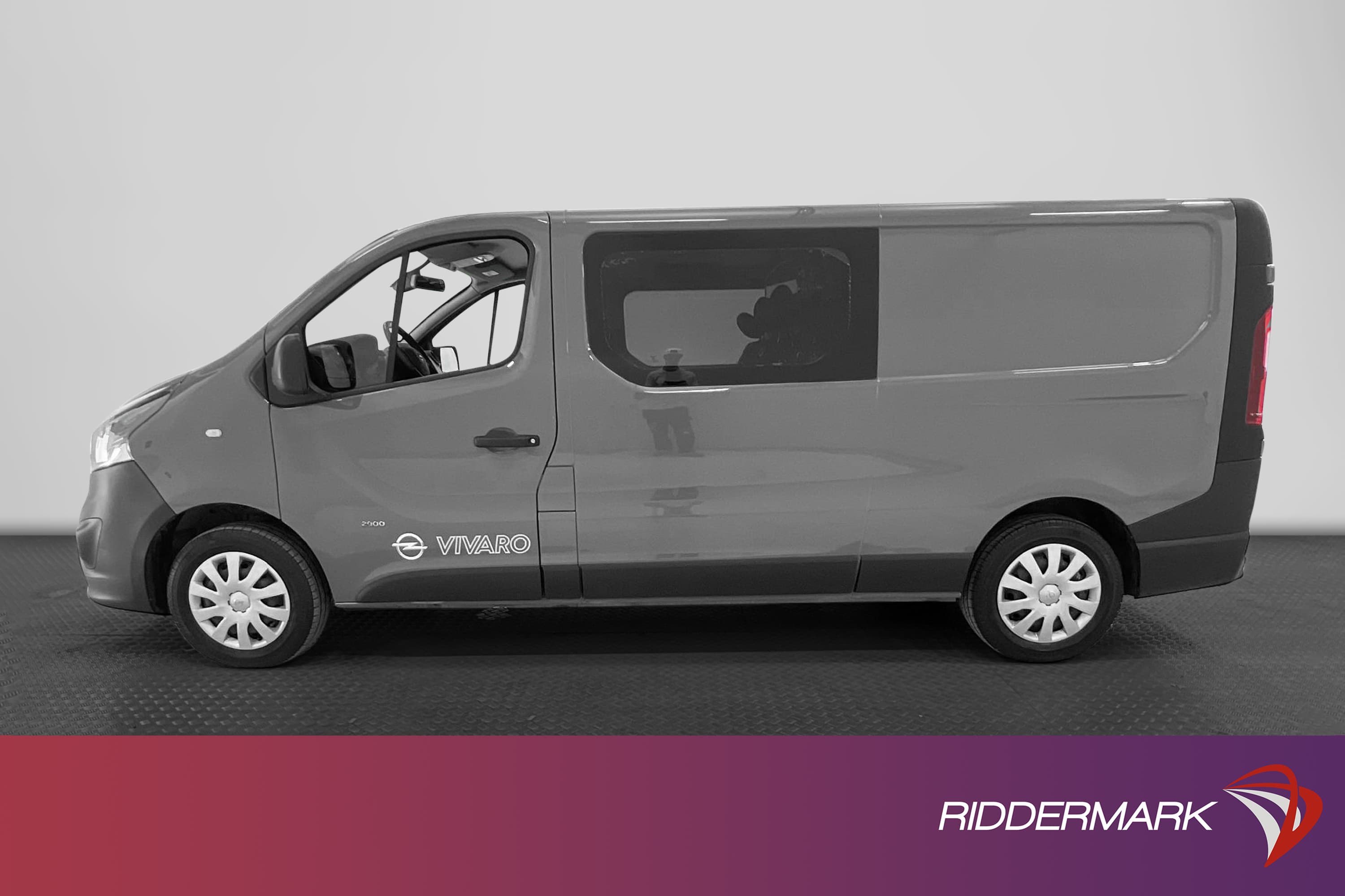 Opel Vivaro Kombi L2 1.6CDTI Värmare Drag PDC 6-sits Moms
