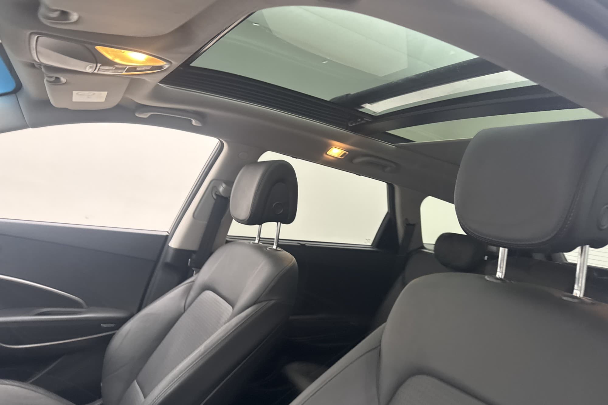 Hyundai Grand Santa Fe 4WD  Premium 7 Sits Pano Kamera Drag