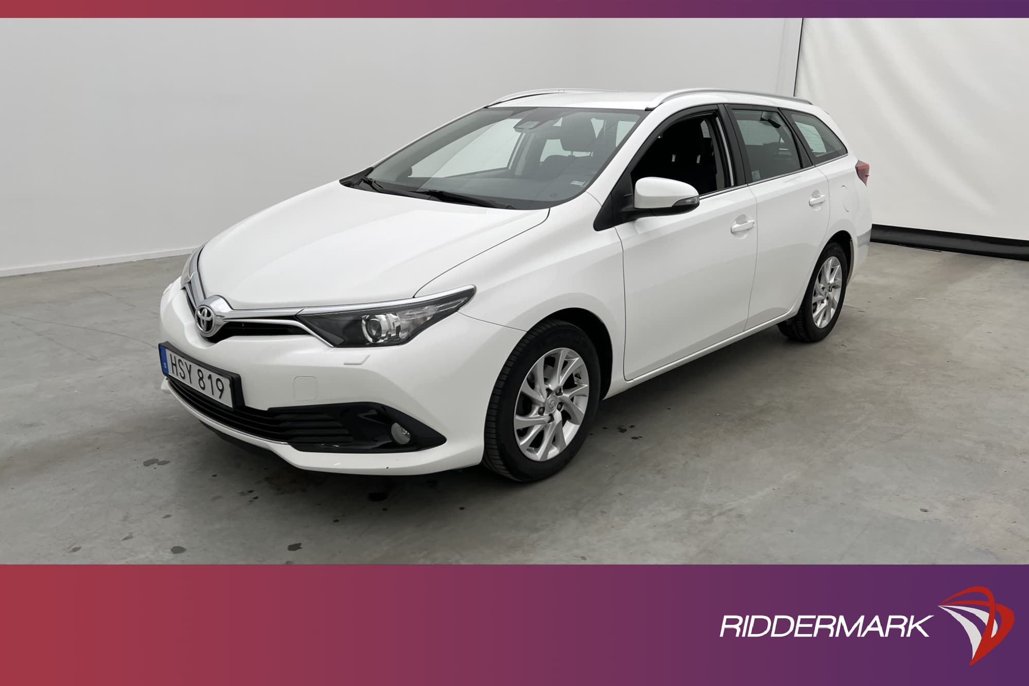 Toyota Auris Touring Sports 116hk