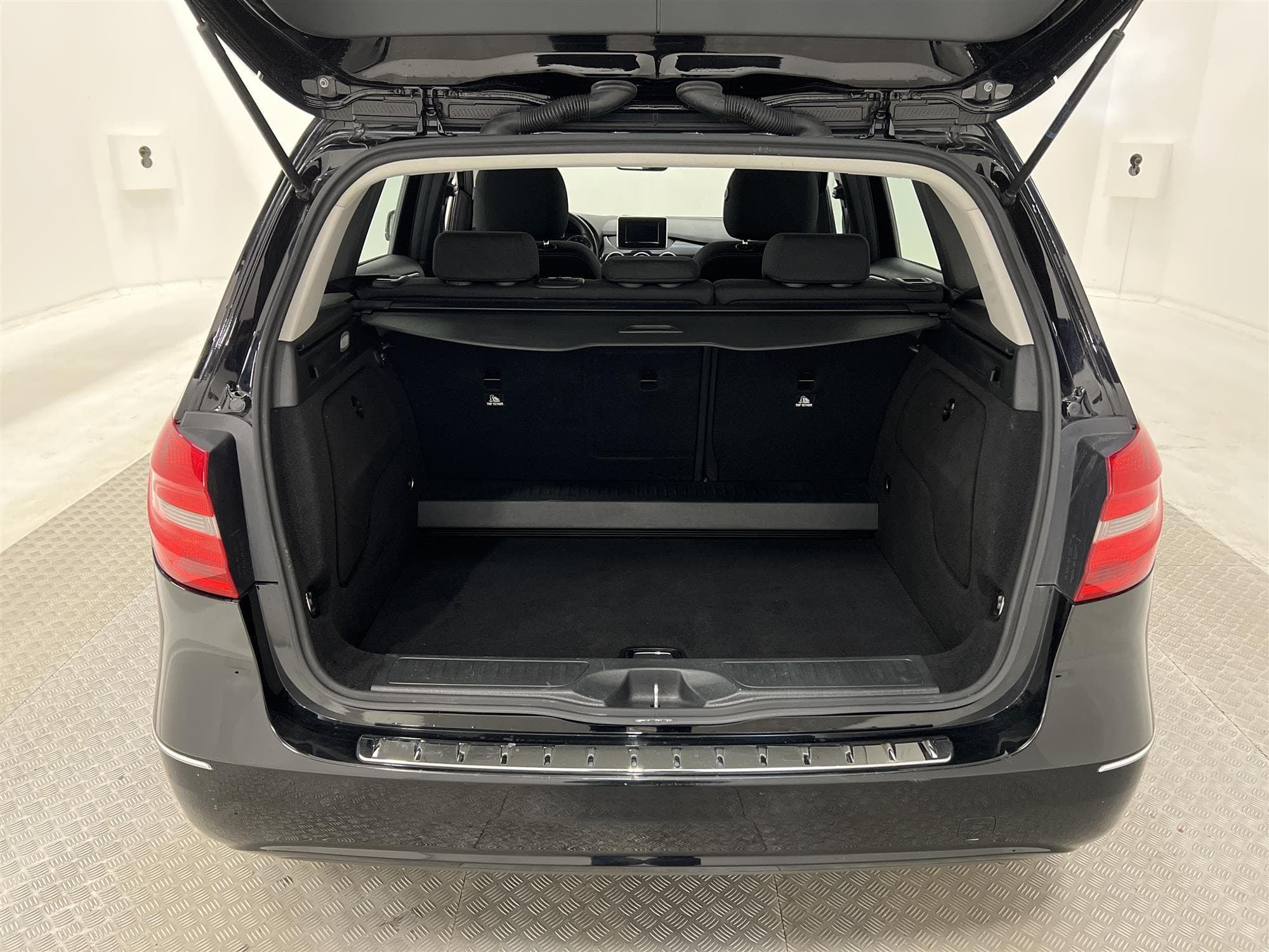 Mercedes-Benz  B 180  122hk Navigator Låg Skatt 0,47L/mil