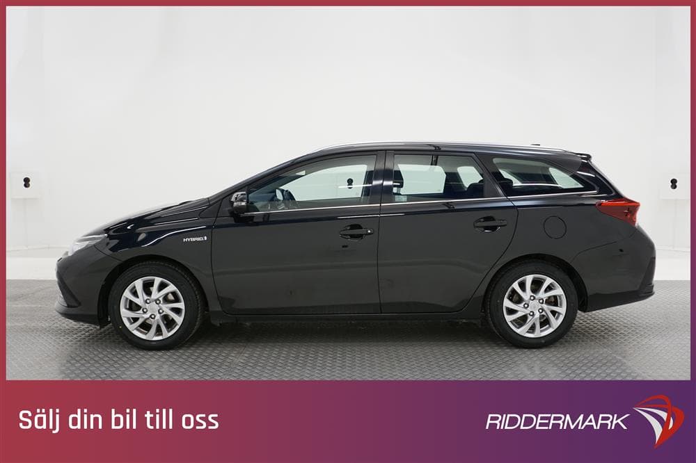 Toyota Auris 1.8 HSD  99hk
