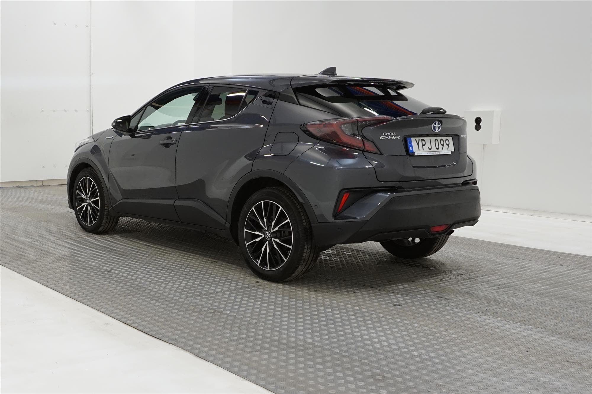Toyota C-HR Hybrid CVT 122hk Executive Teknikpkt 0,41L/mil