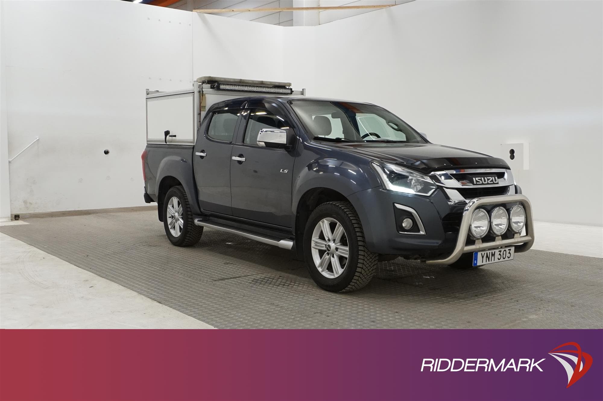 Isuzu D-Max 1.9 Automat Drag Kamera Påbyggnad Värmare Moms