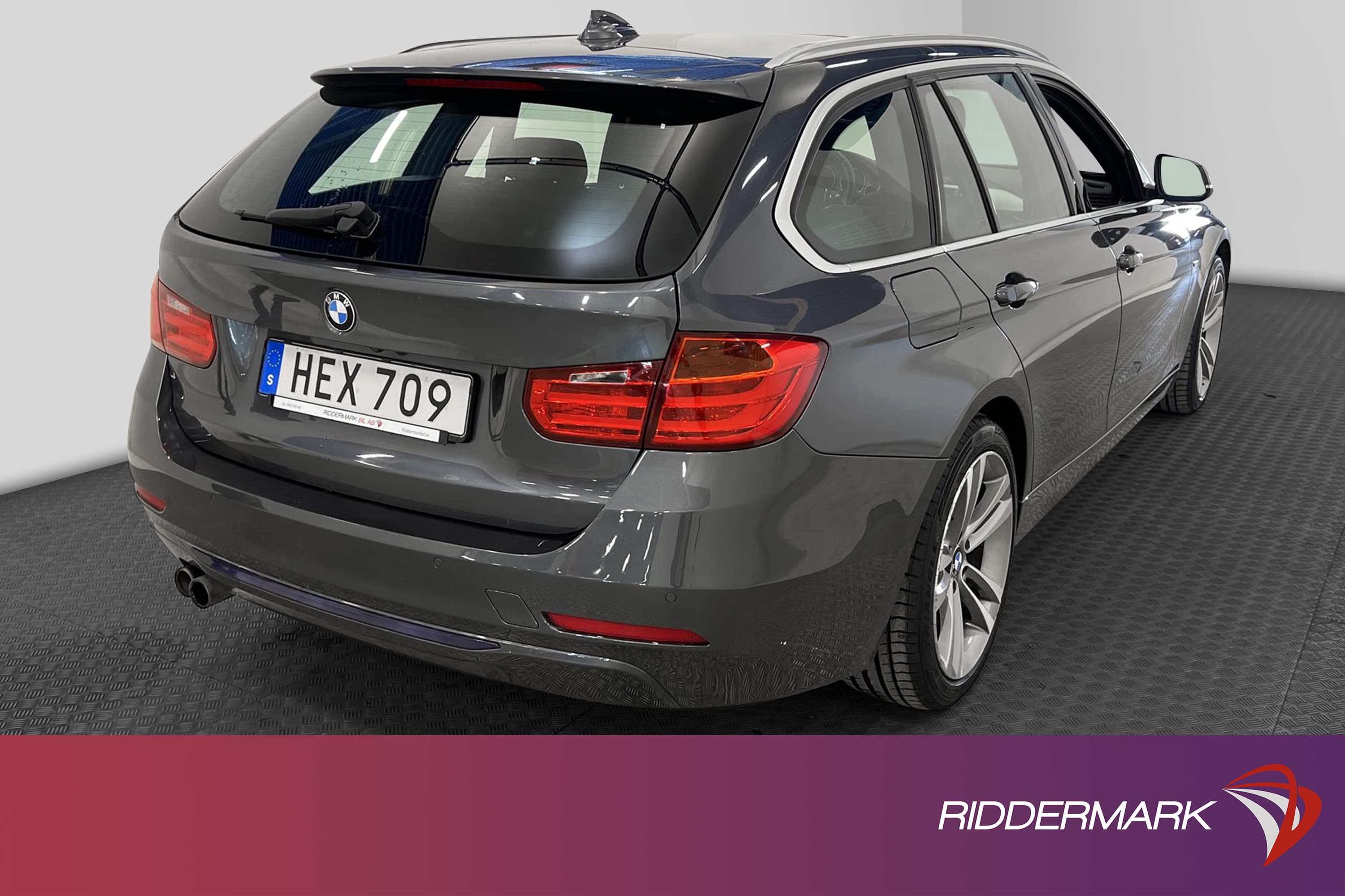 BMW 328i xDrive 245hk Pano M-Värm H/K Navi B-Kam Skinn PDC