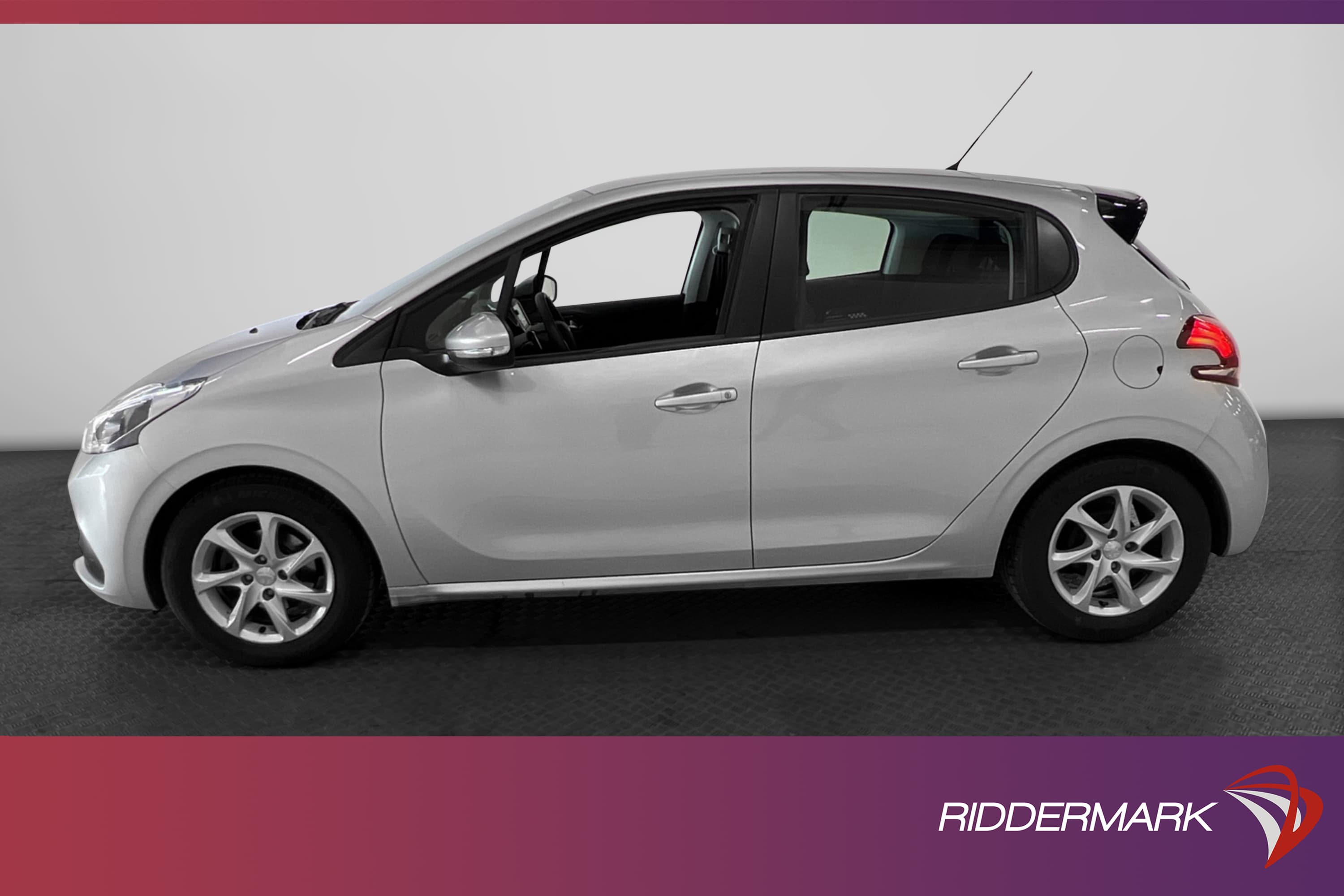 Peugeot 208 1.2 VTi 82hk