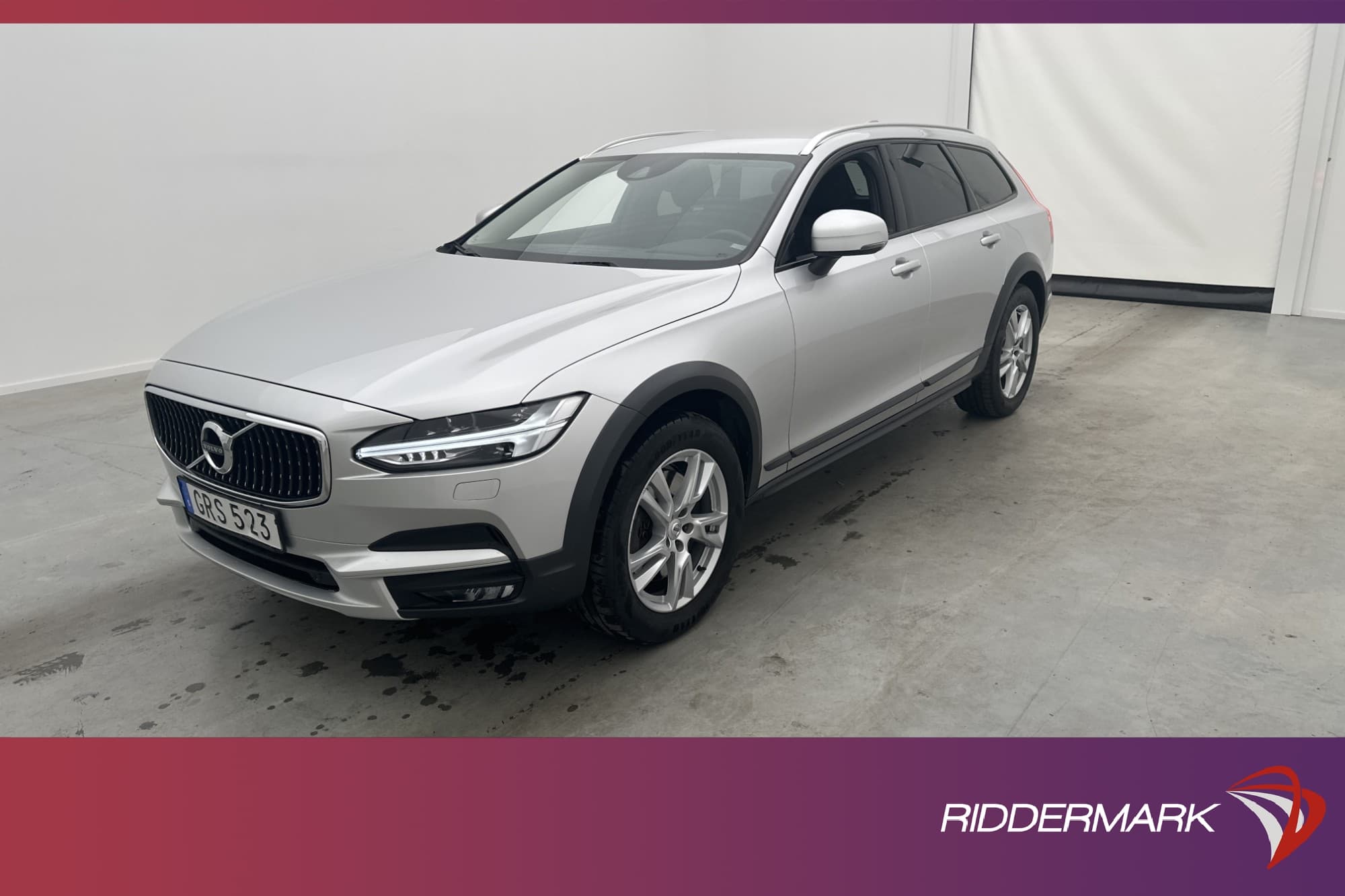 Volvo V90 Cross Country D4 AWD