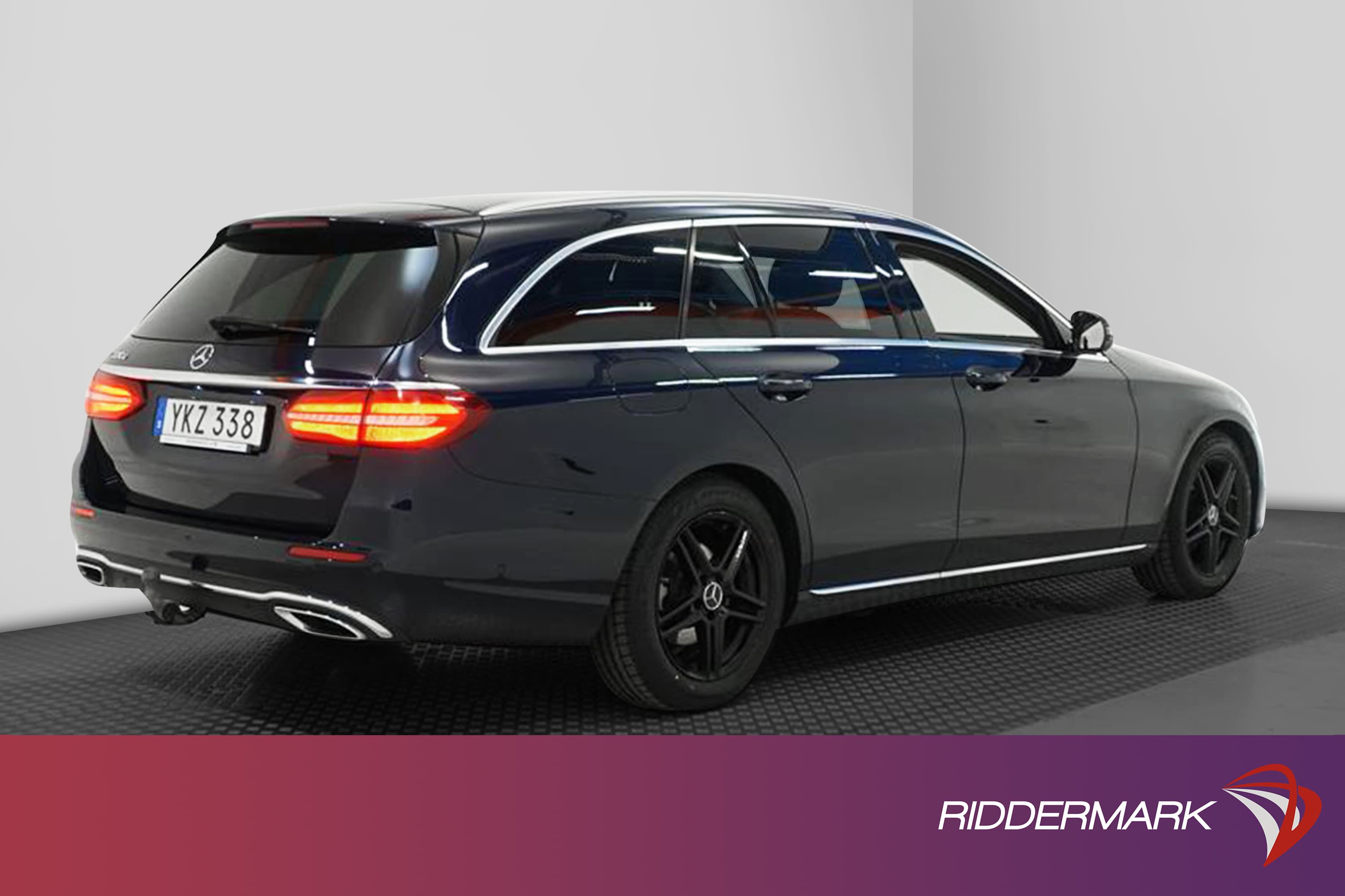 Mercedes-Benz E 220 d 194hk Widescreen Burmester Drag Naviexteriör