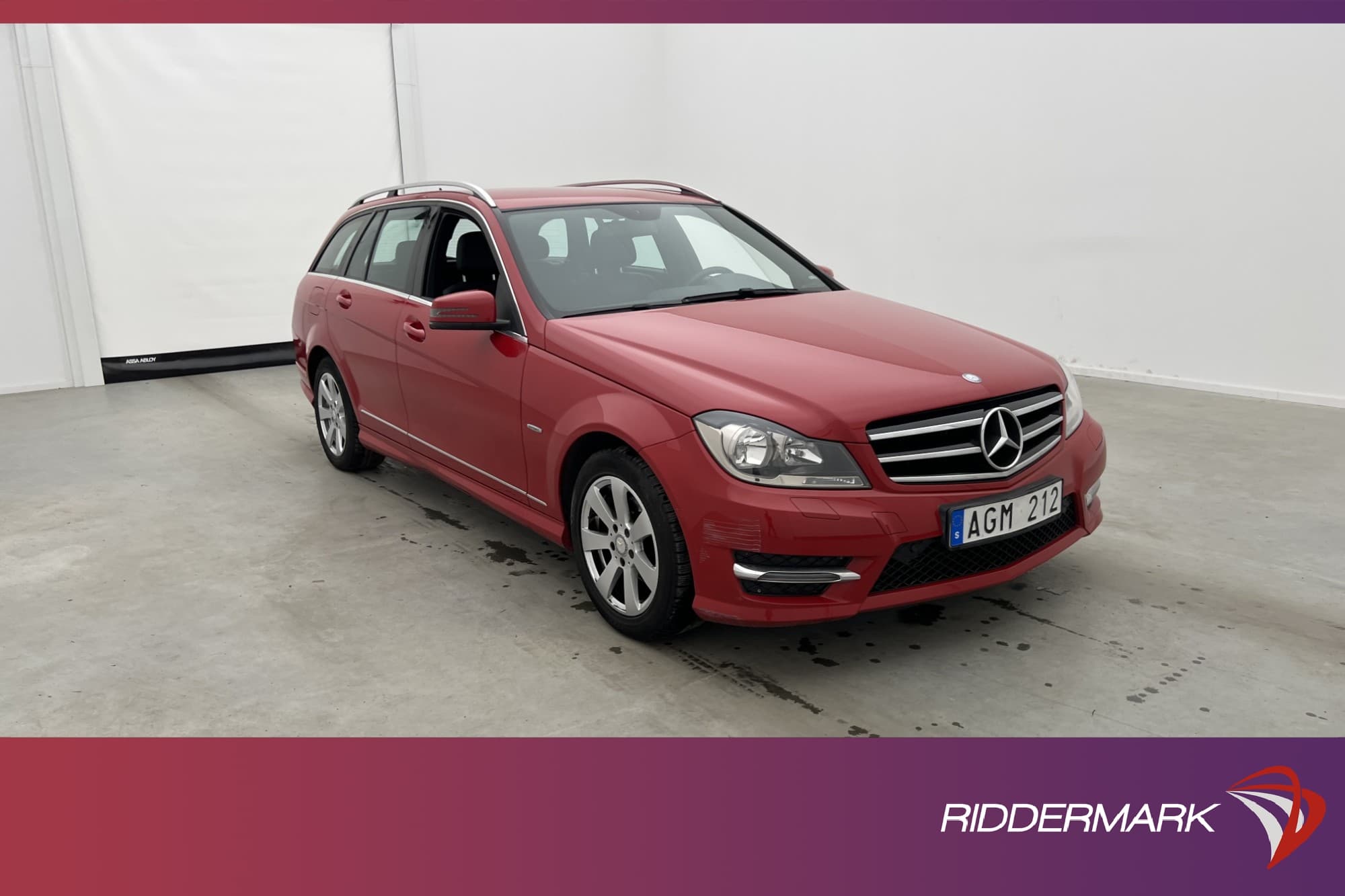 Mercedes-Benz C 180 T 156hk