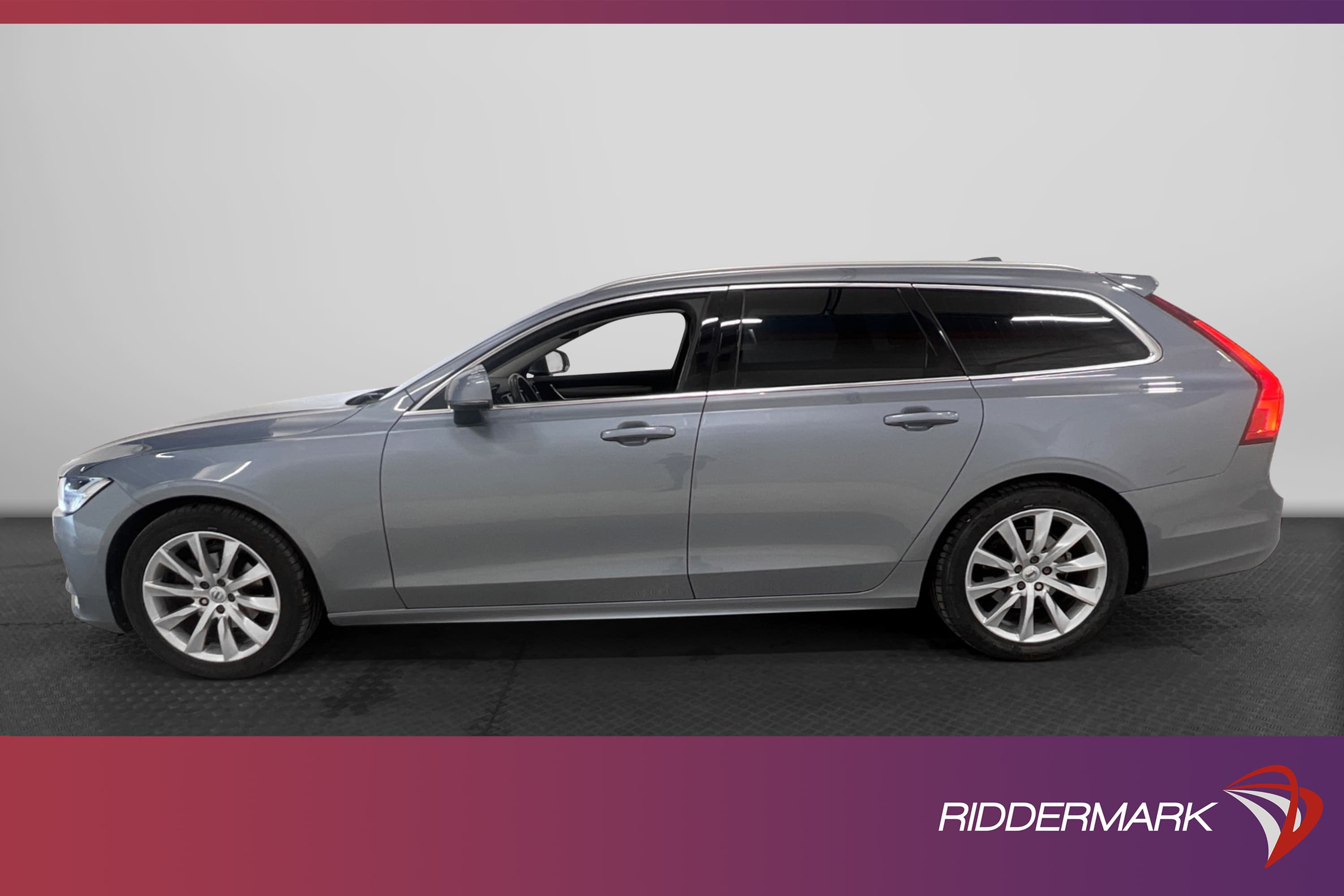 Volvo V90 D4 AWD