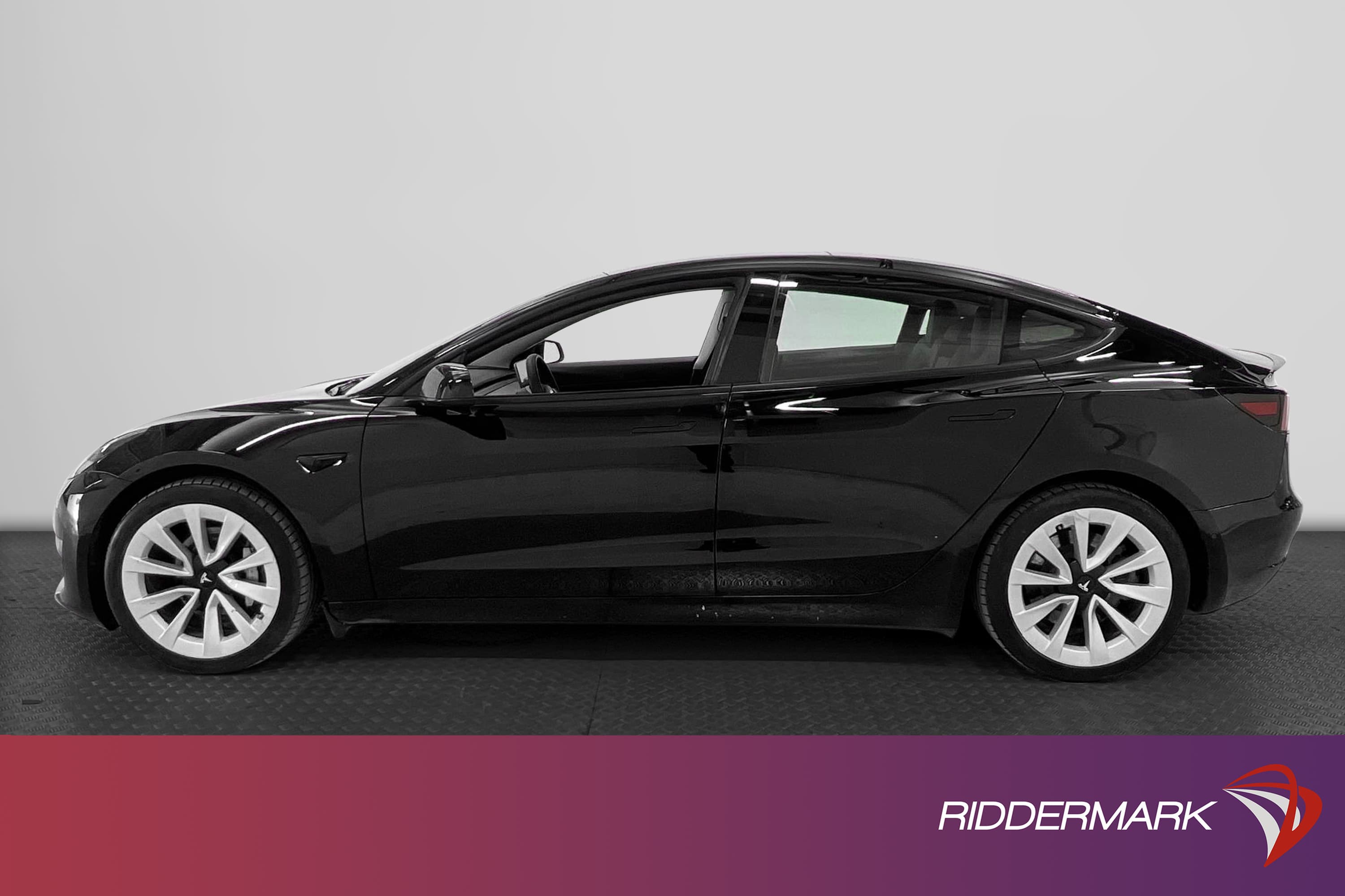 Tesla Model 3 Long Range AWD 440hk
