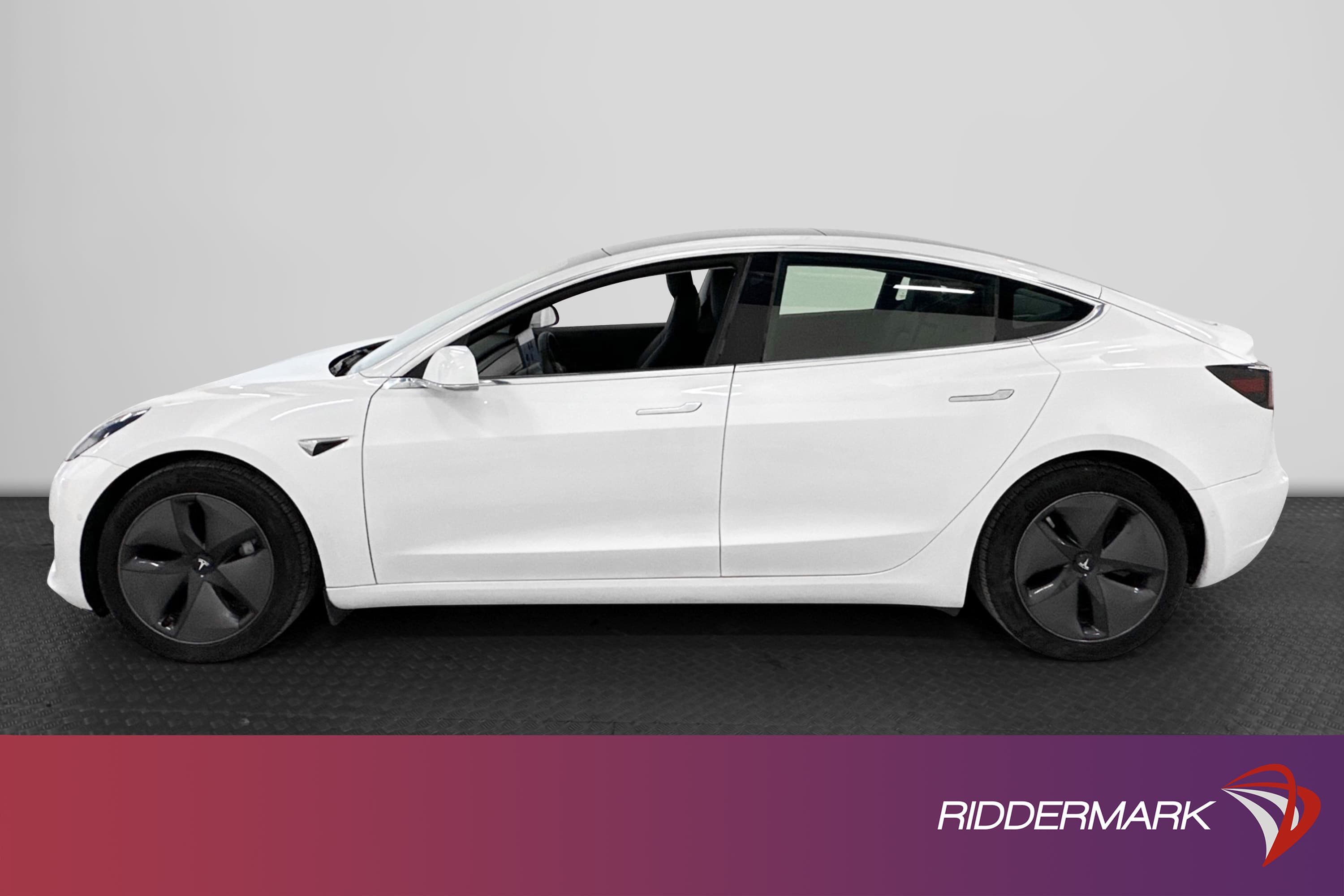 Tesla Model 3  Long Range AWD 440hk