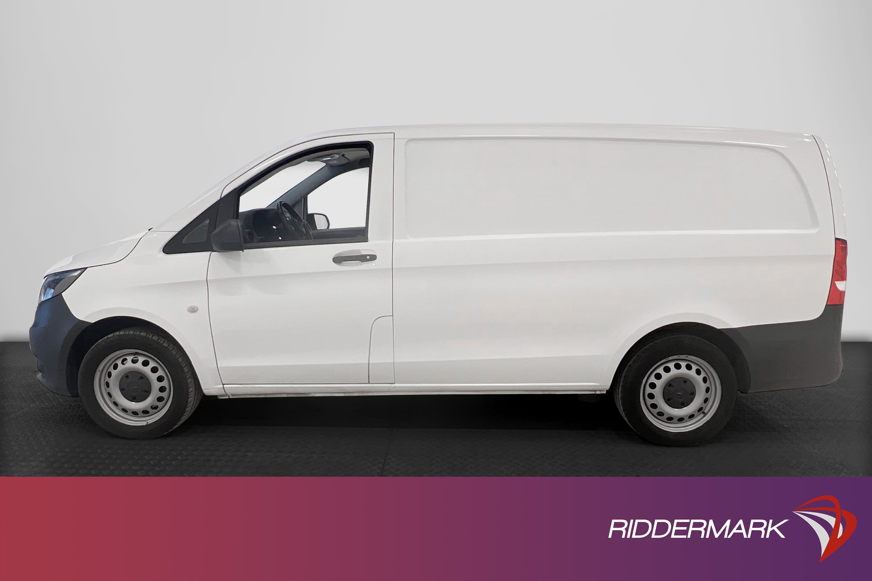 Mercedes-Benz Vito 116 L2 Automat 4x4 Värmare Drag Moms 