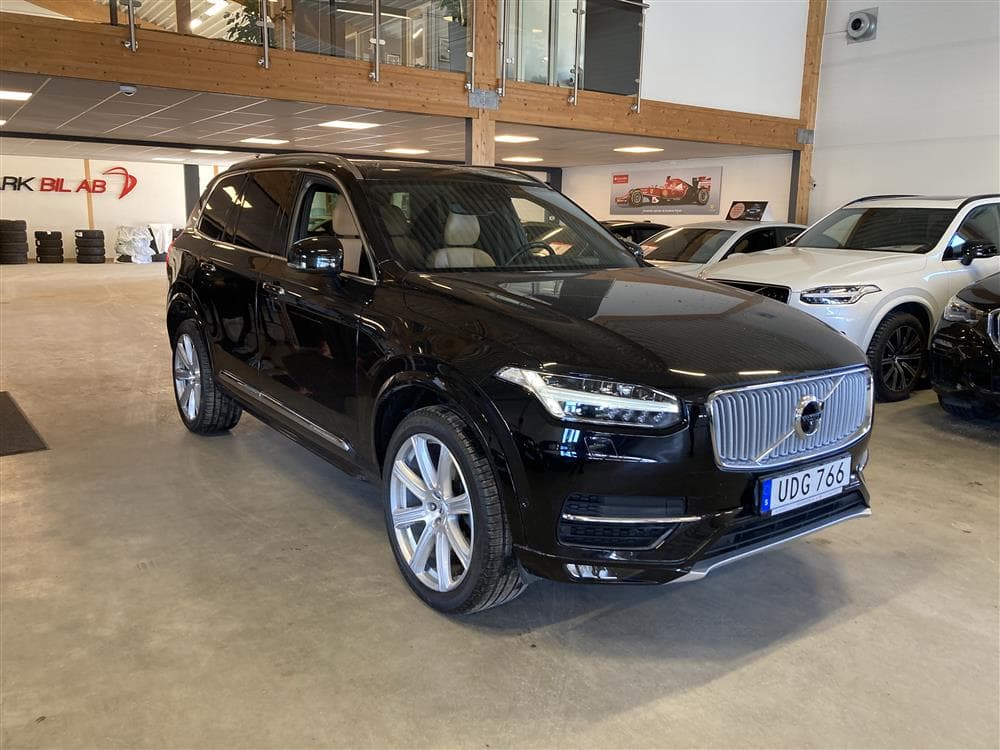Volvo XC90 D5 AWD