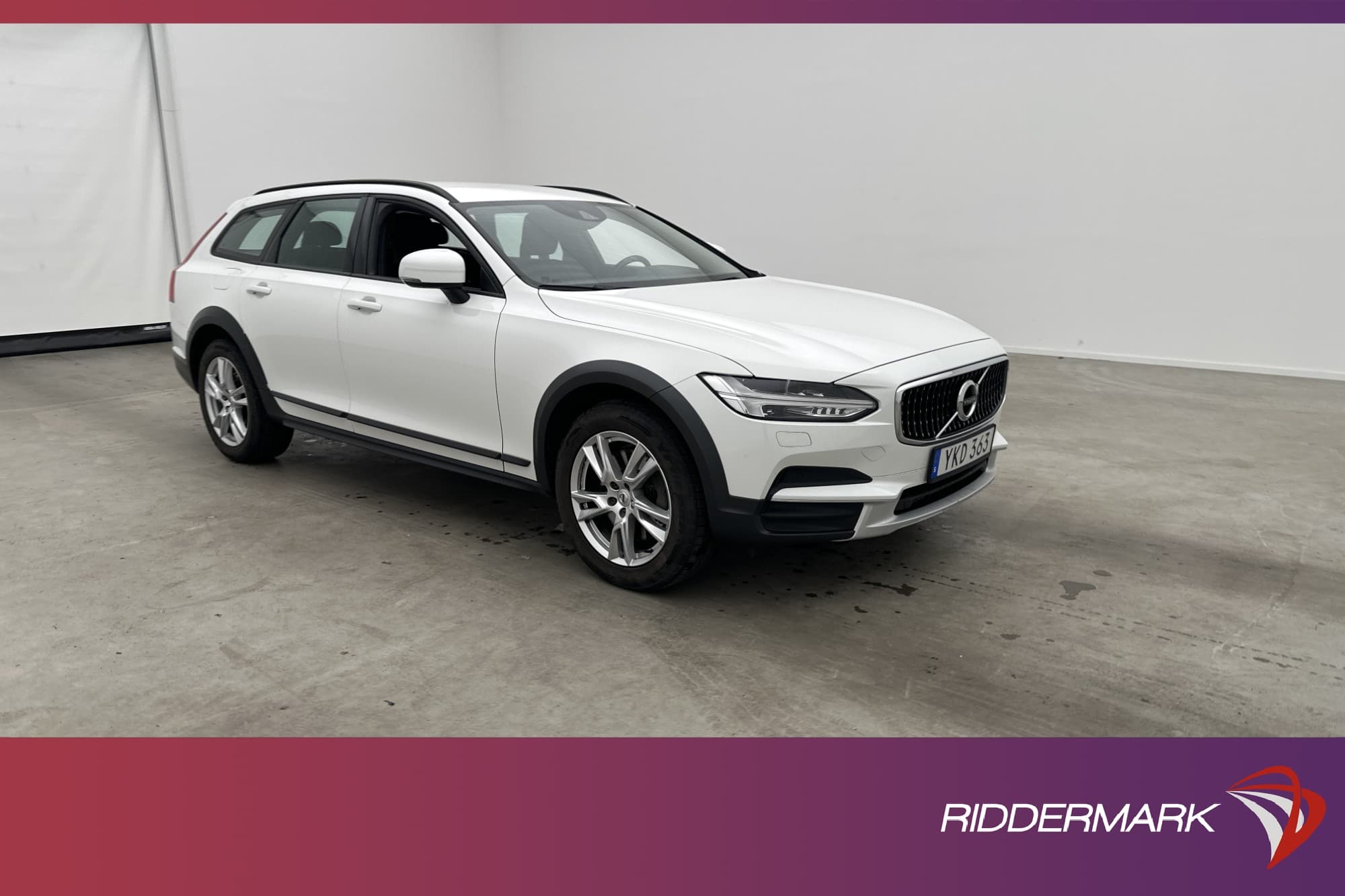 Volvo V90 Cross Country D4 AWD