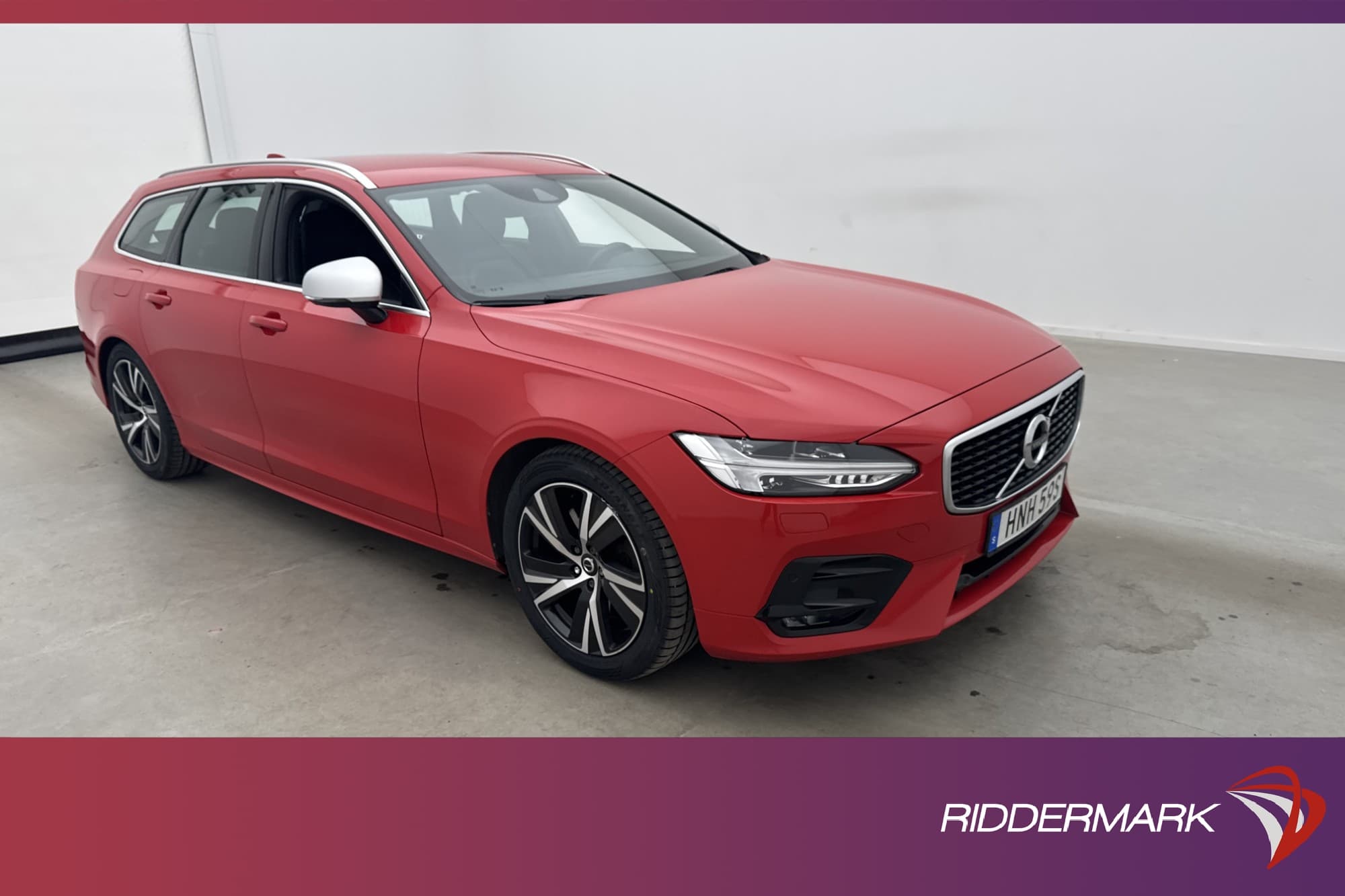 Volvo V90 T4 190hk R-Design VOC Navigation Halvskinn