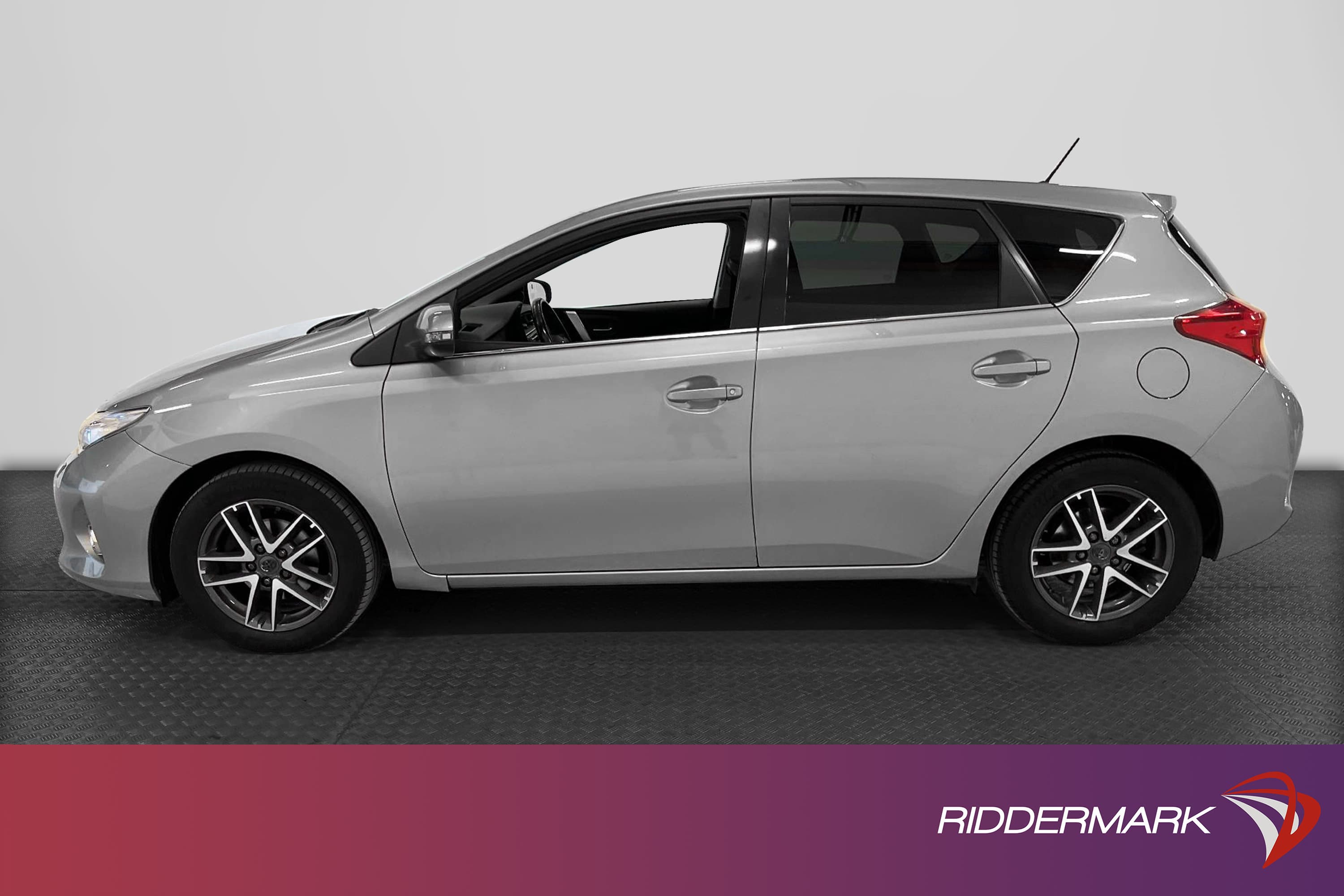 Toyota Auris 1.6 Valvematic 132hk