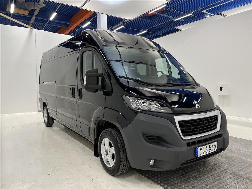 Peugeot Boxer TwinCab 2.0 HDi Eu6 163hk L3H2 Värmare Moms