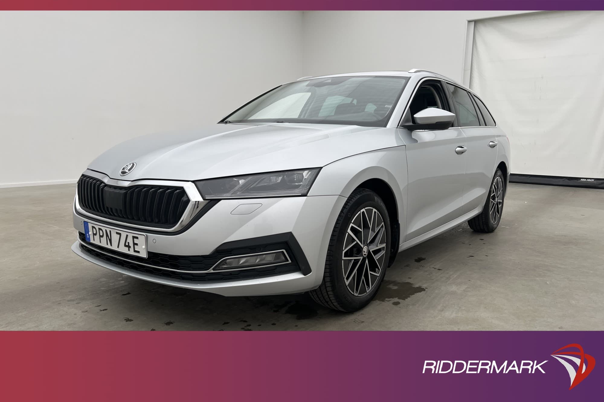 Skoda Octavia Kombi Business Premium Värmare Kamera Dragkrok