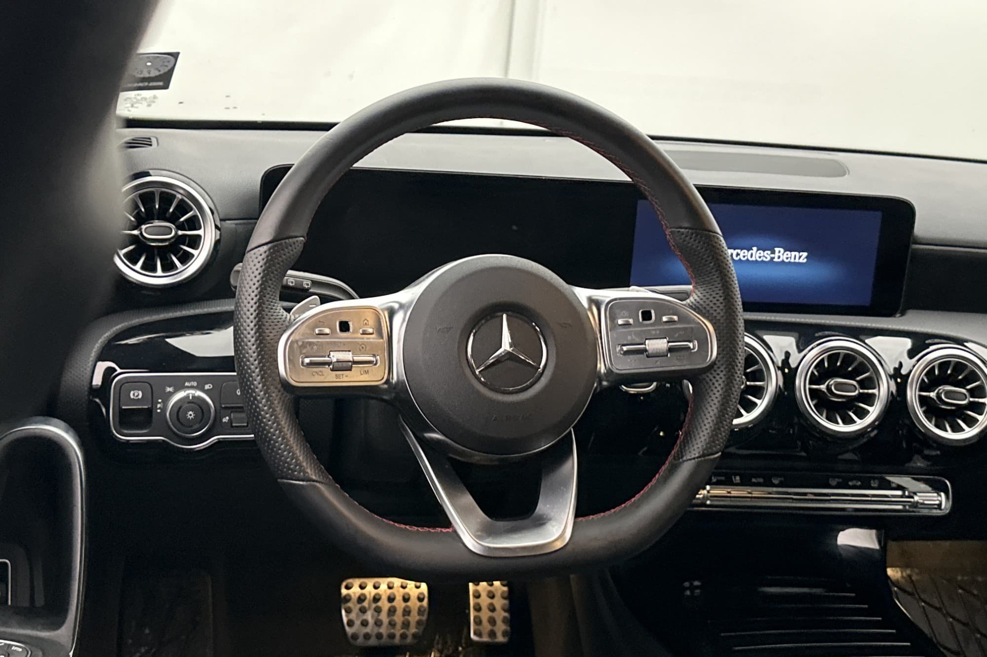 Mercedes-Benz A 250 e 218hk AMG Wide Kamera Navi Ambient