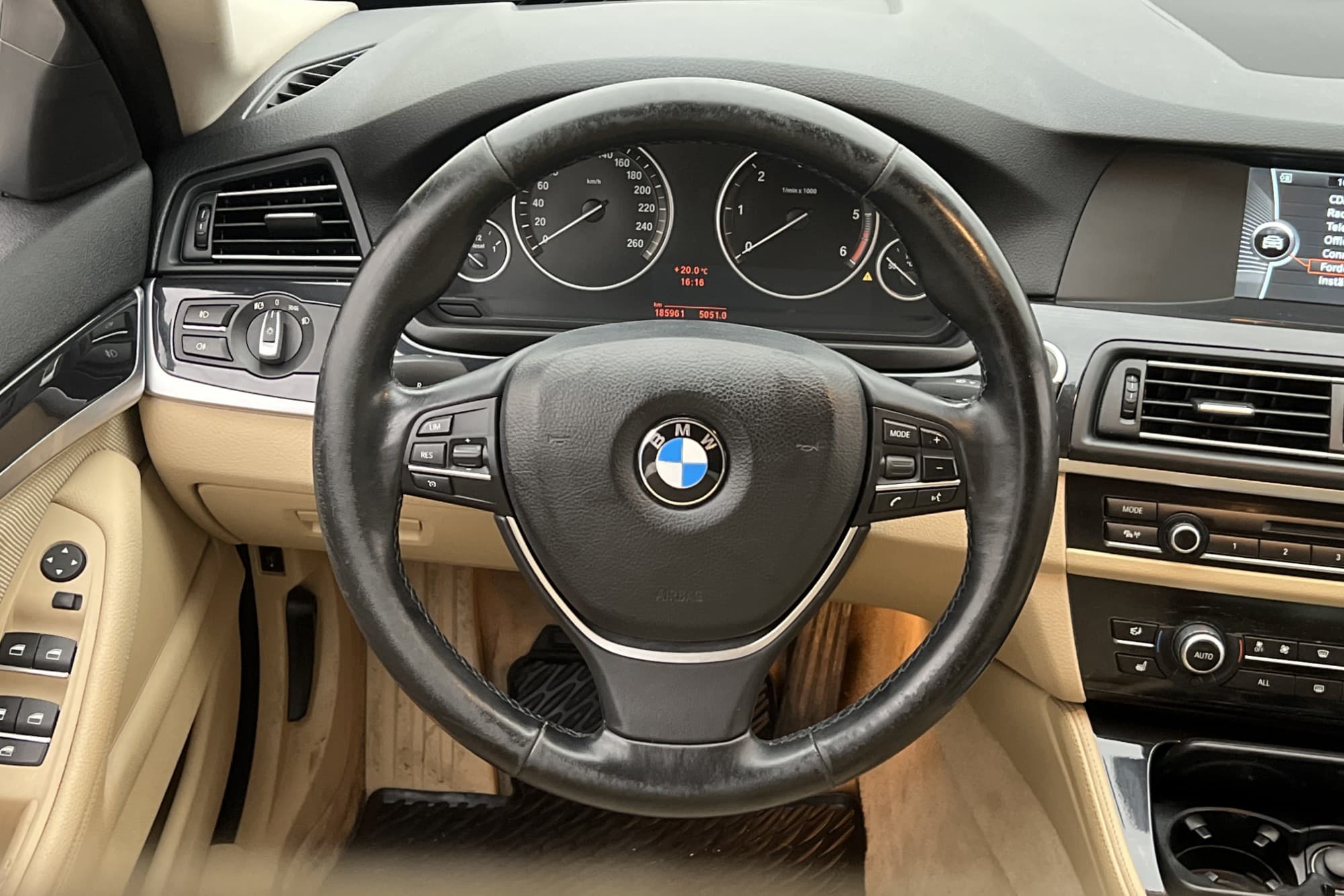 BMW 520 d Touring 184hk Sensorer Elstolar Keyless Dragkrok