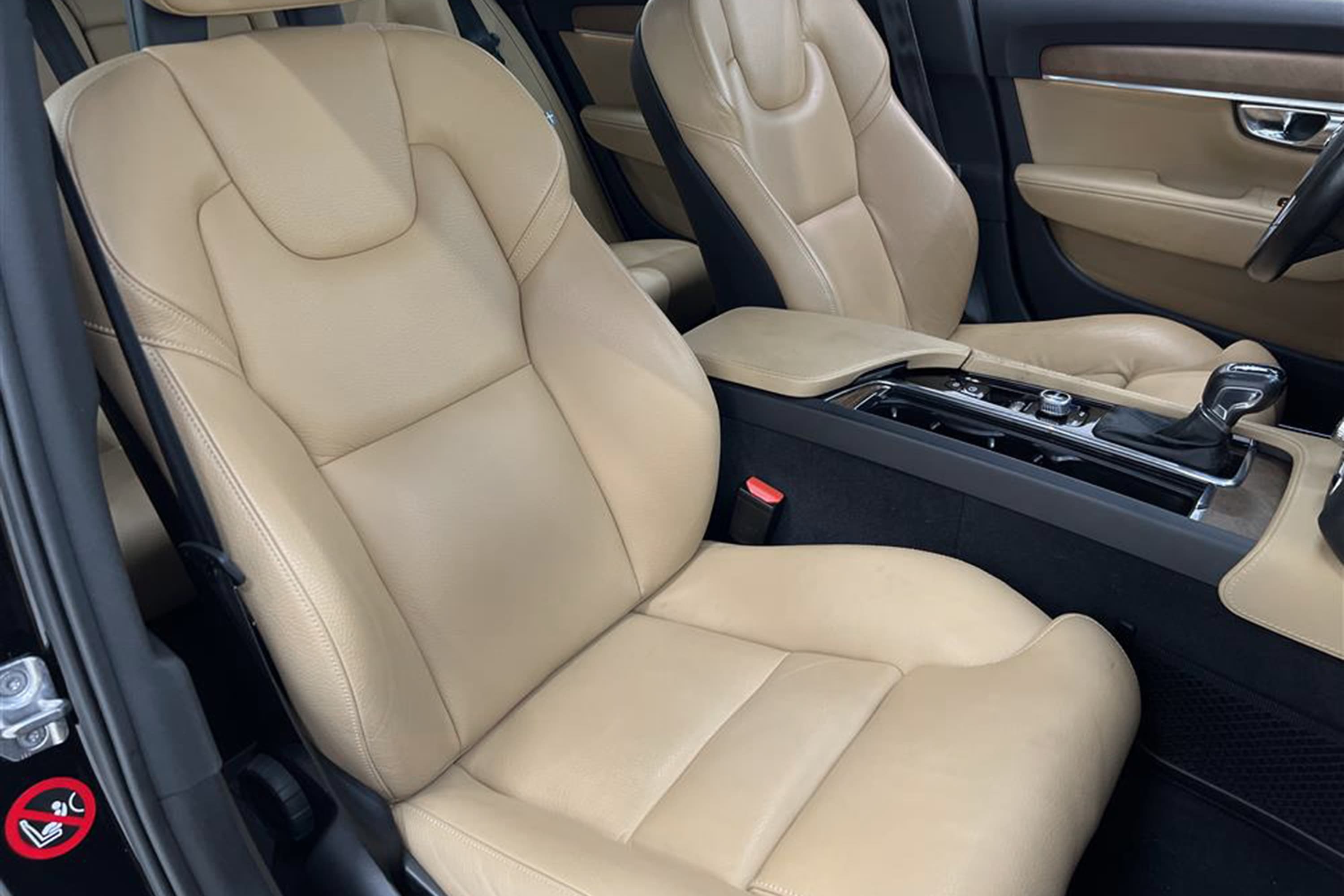 Volvo V90 D4 190hk Inscription D-Värm VOC Skinn GPS Draginteriör