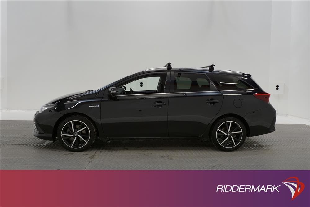 Toyota Auris Touring Sports Hybrid e-CVT 136hk