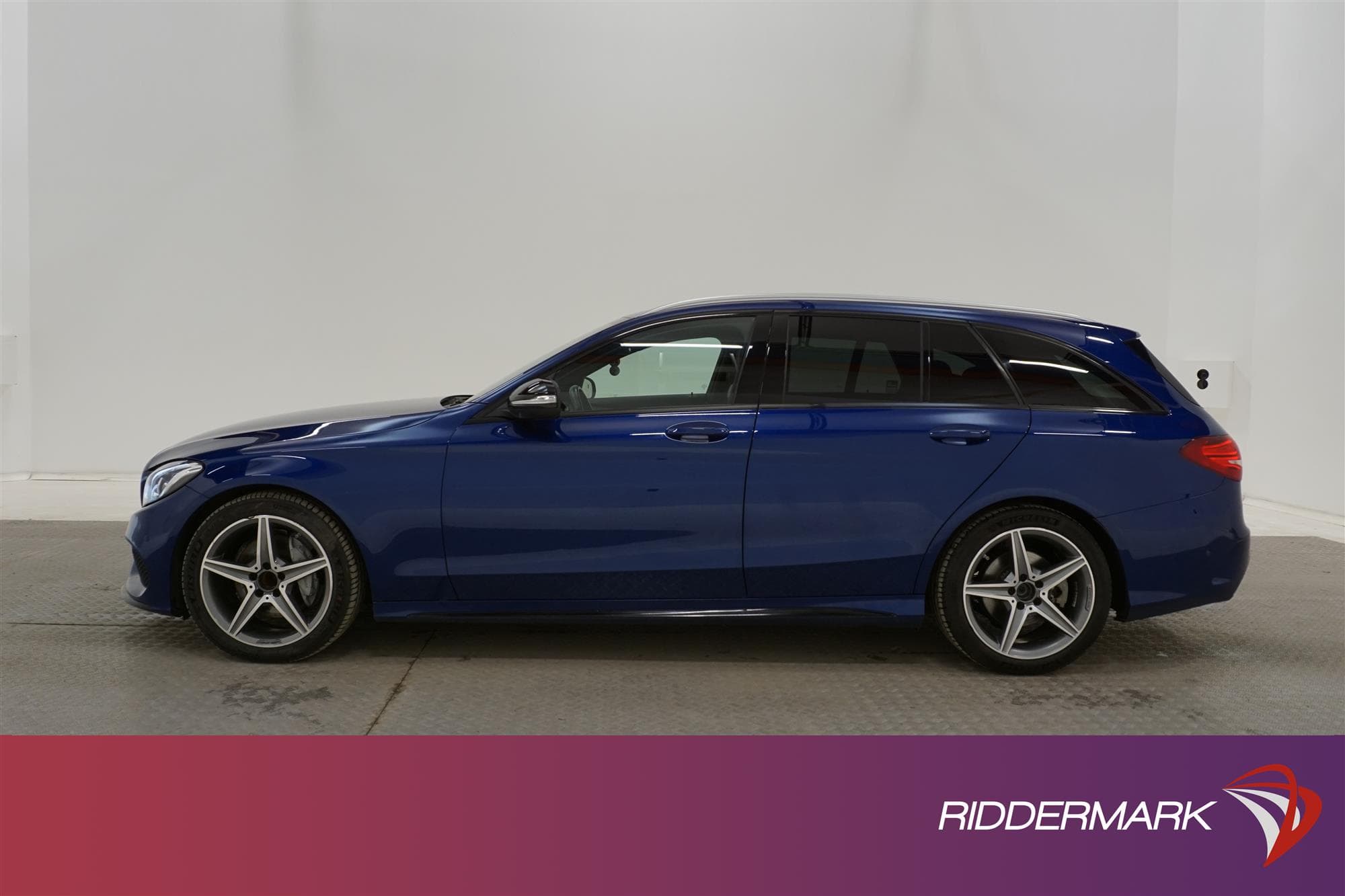 Mercedes-Benz C 220 T 170hk