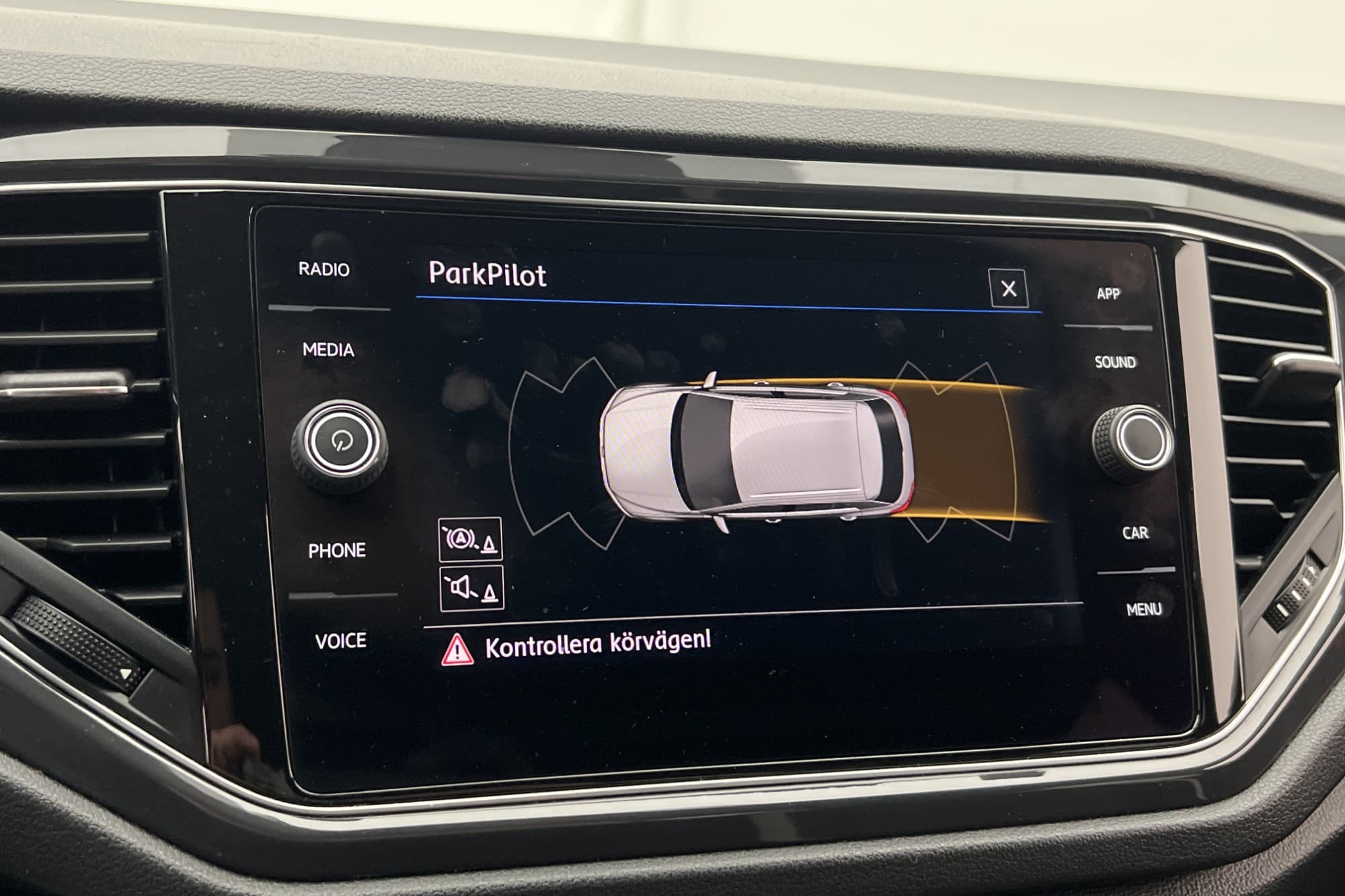 Volkswagen T-Roc TSI 4M 190hk Pluspaket Cockpit P-Värmare