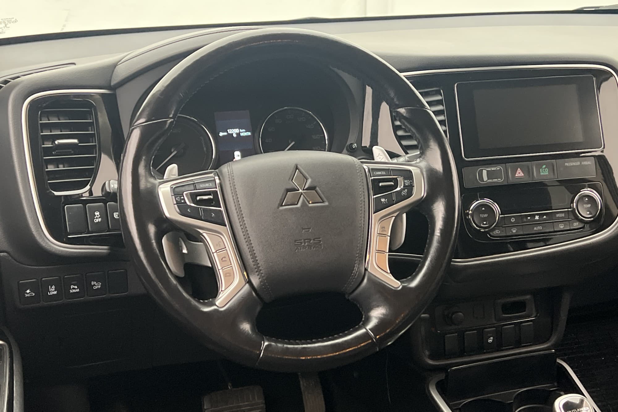 Mitsubishi Outlander PHEV AWD 203hk Comfort Kamera Takräcke