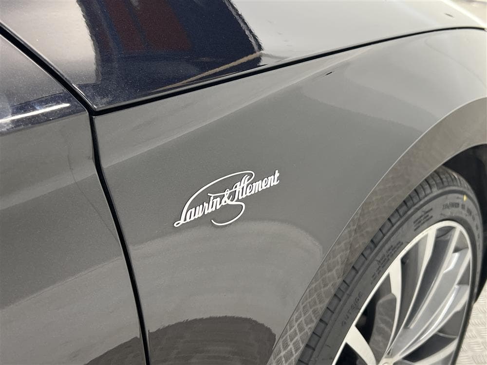 Skoda Superb 2.0 TDI Kombi 190hk L&K Pano Navi D-Värm Skinn