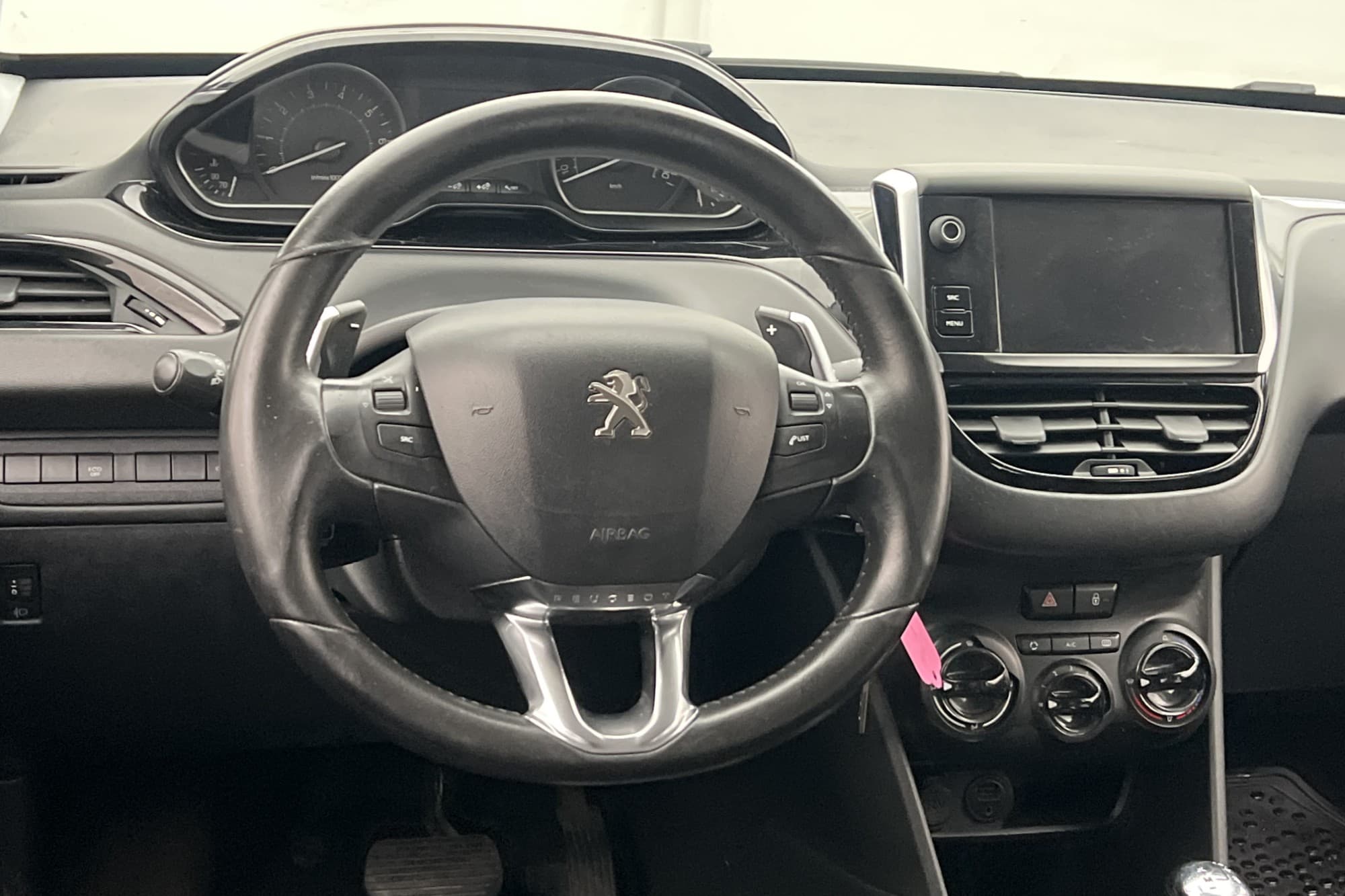 Peugeot 208 1.2 VTi 82hk Active Farthållare 0,41l/mil
