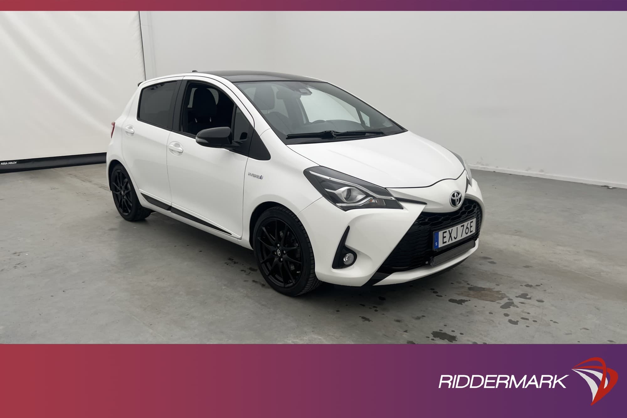 Toyota Yaris Hybrid 101hk