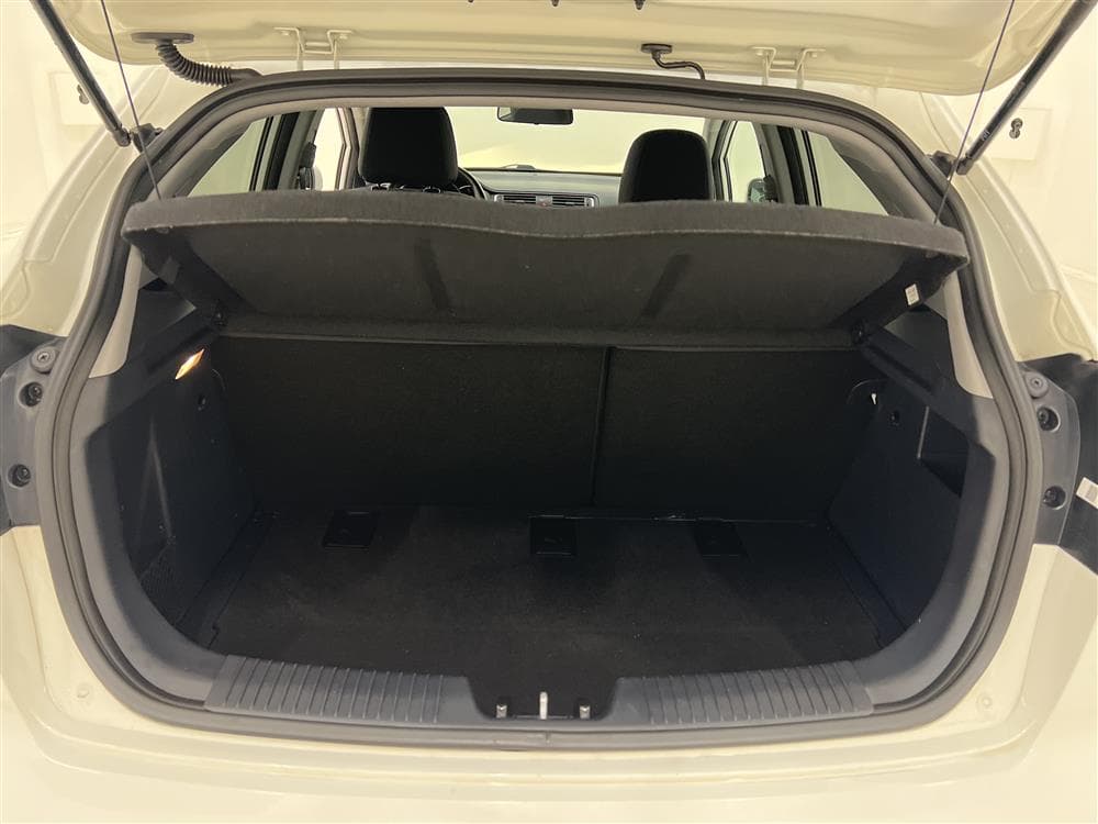 Kia Rio 1.2 85hk GLS Navi B-kam Låg Skatt 0,47l/milinteriör