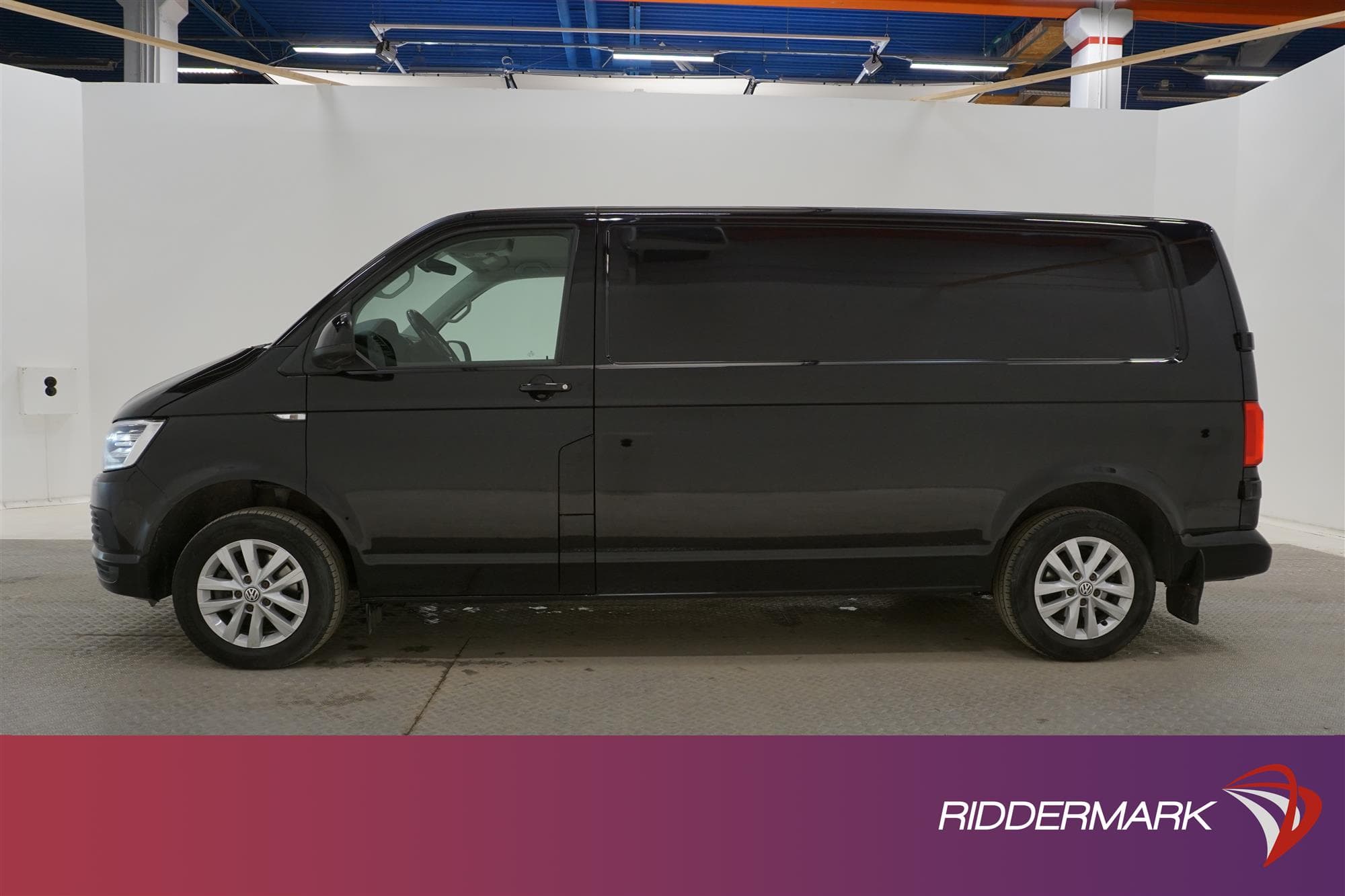Volkswagen Transporter 2.0TDI Automat L2 Värmare Drag Moms